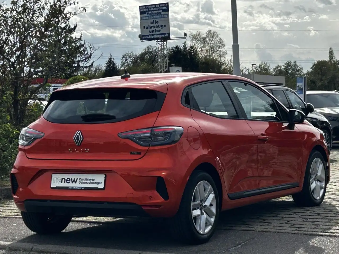 Renault Clio E-Tech145 Evolution Navi Klima Tempomat PDC — Vehicle gallery 8