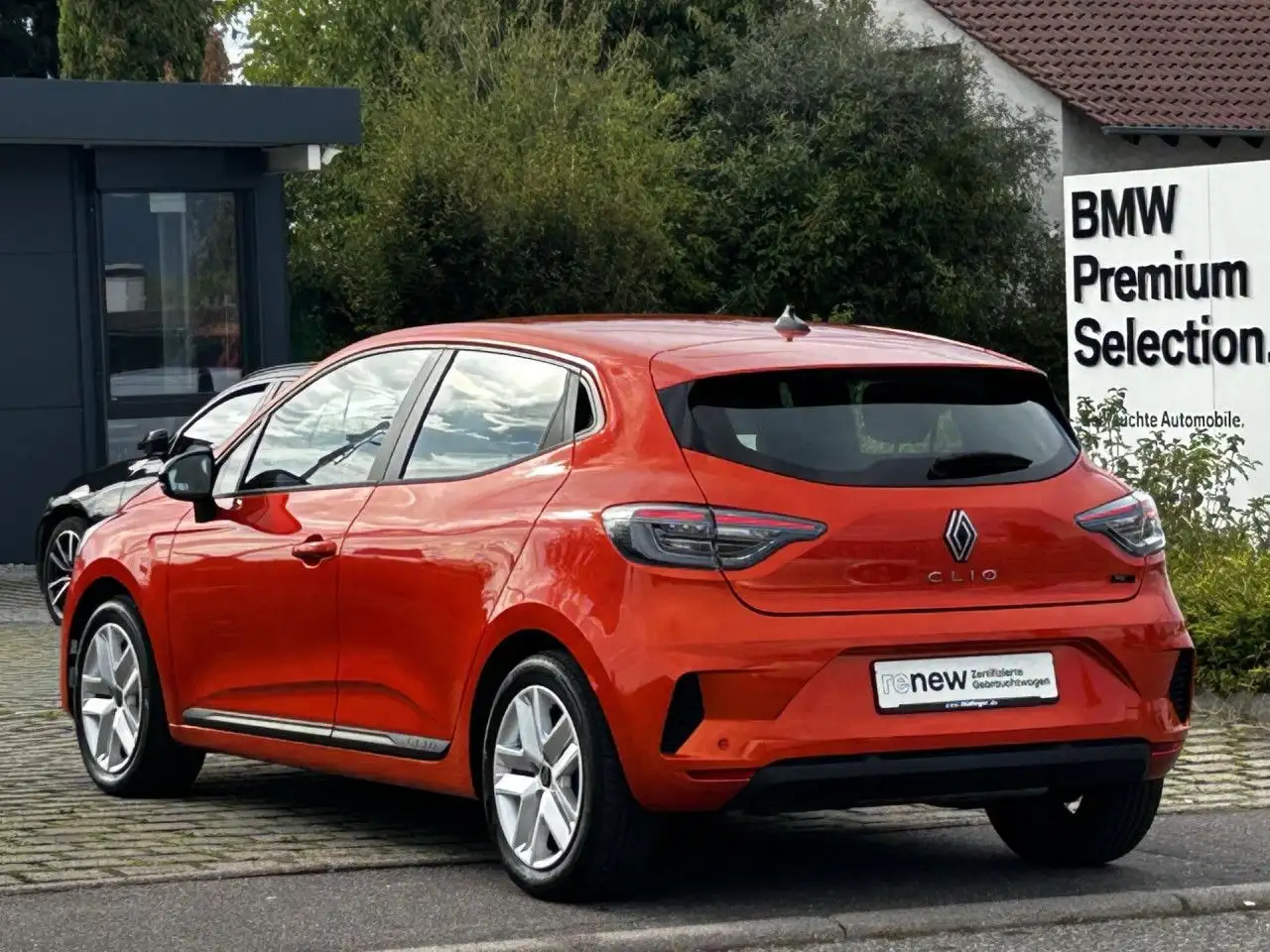 Renault Clio E-Tech145 Evolution Navi Klima Tempomat PDC — Vehicle gallery 6