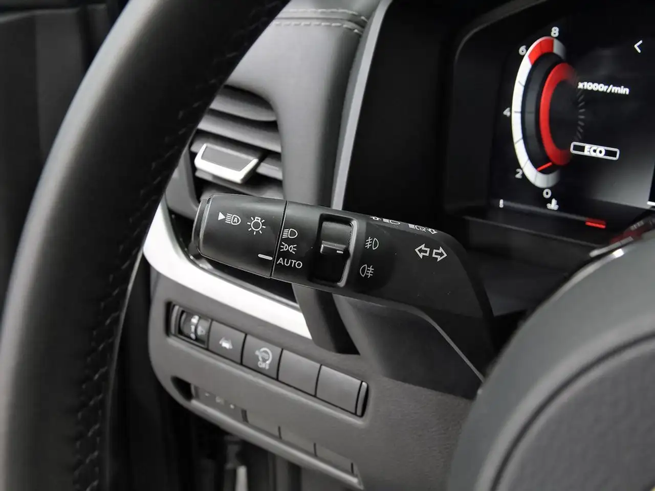 Nissan Qashqai DIG-T 103kW N-Connecta — Galería del vehículo 15