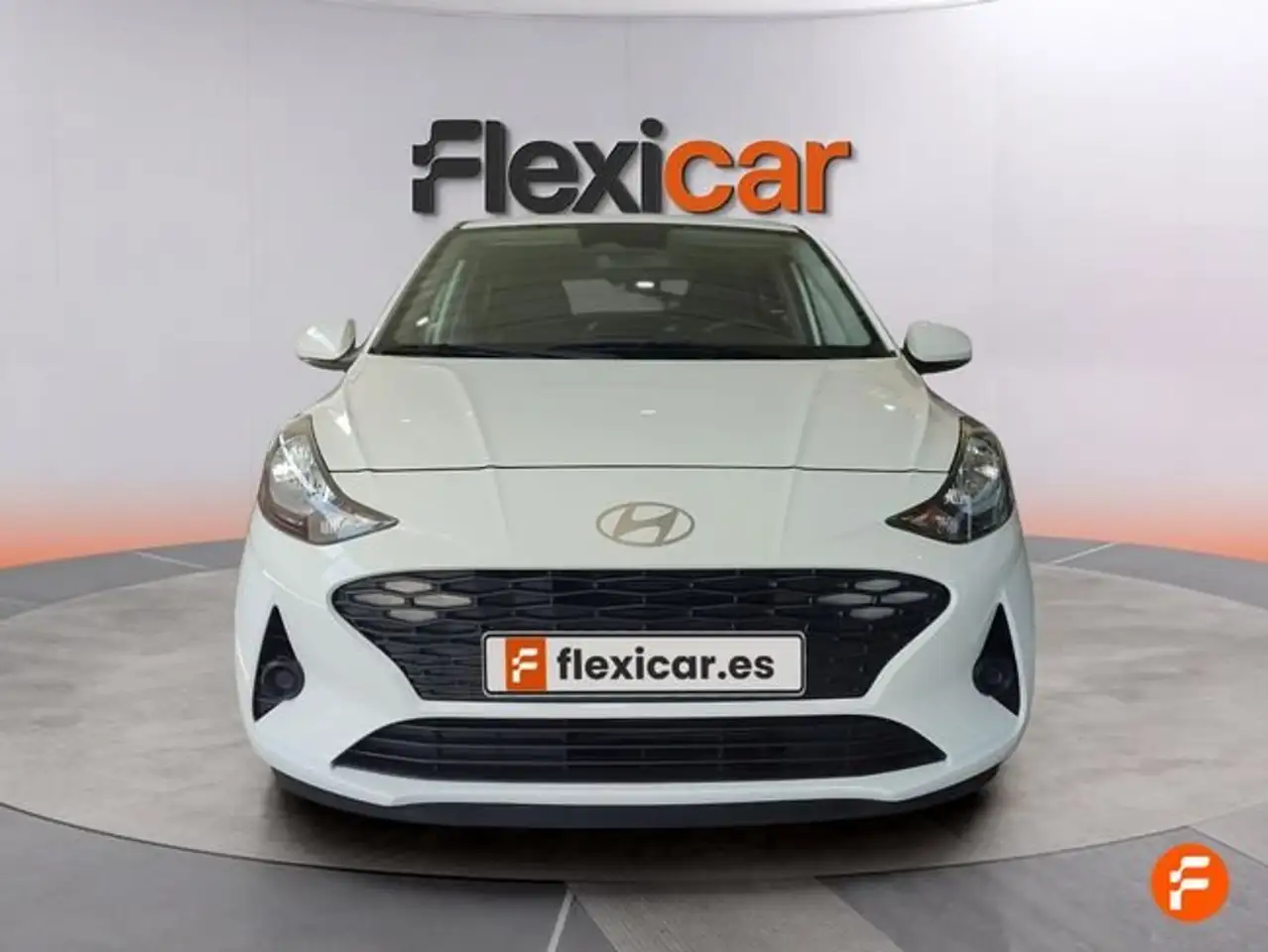 Hyundai i10 1.0 MPI Essence — معرض صور السيارة 2