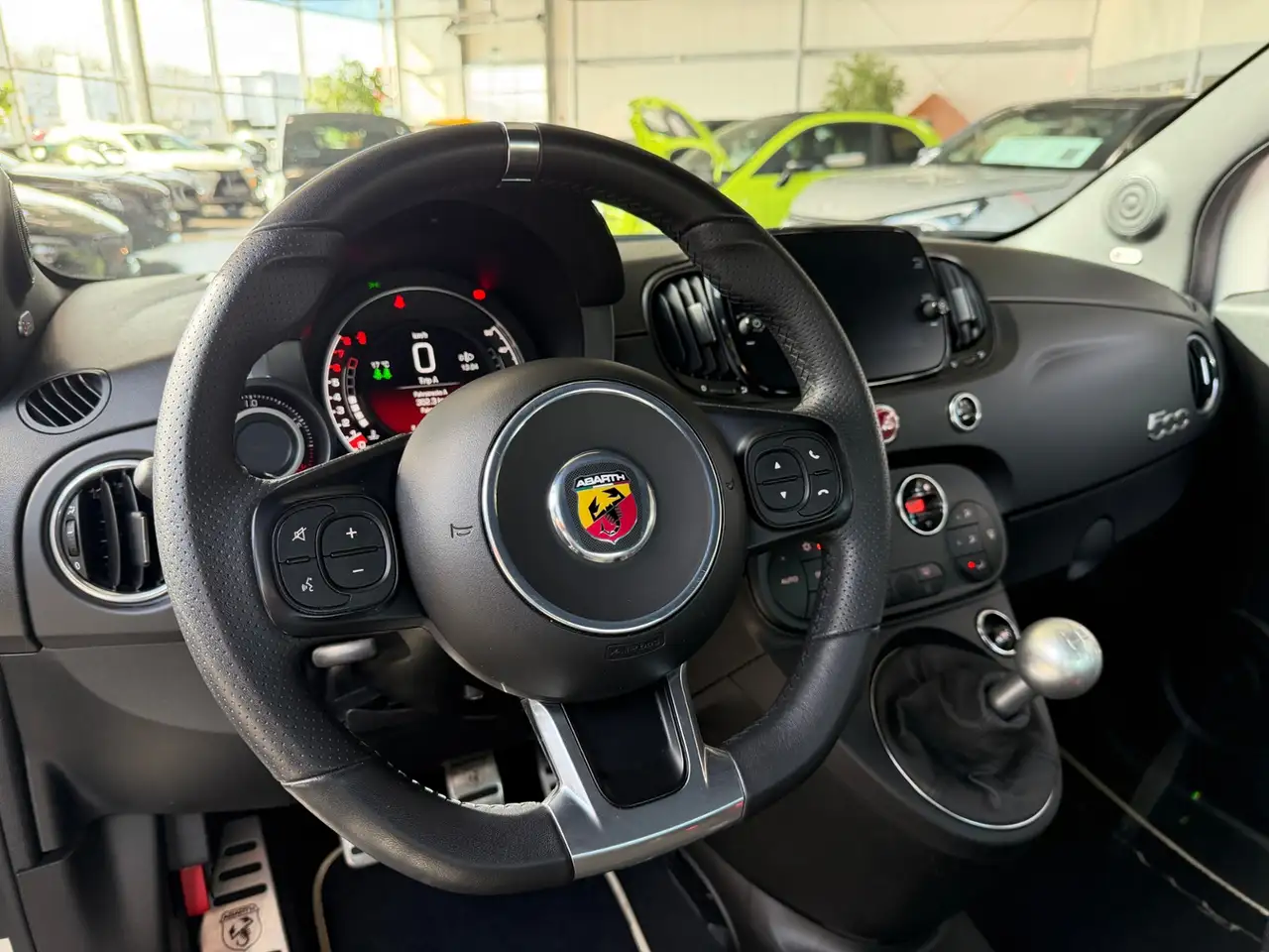 Abarth 695 1.4 T-Jet BEATS NAVI ALU — Vehicle gallery 14