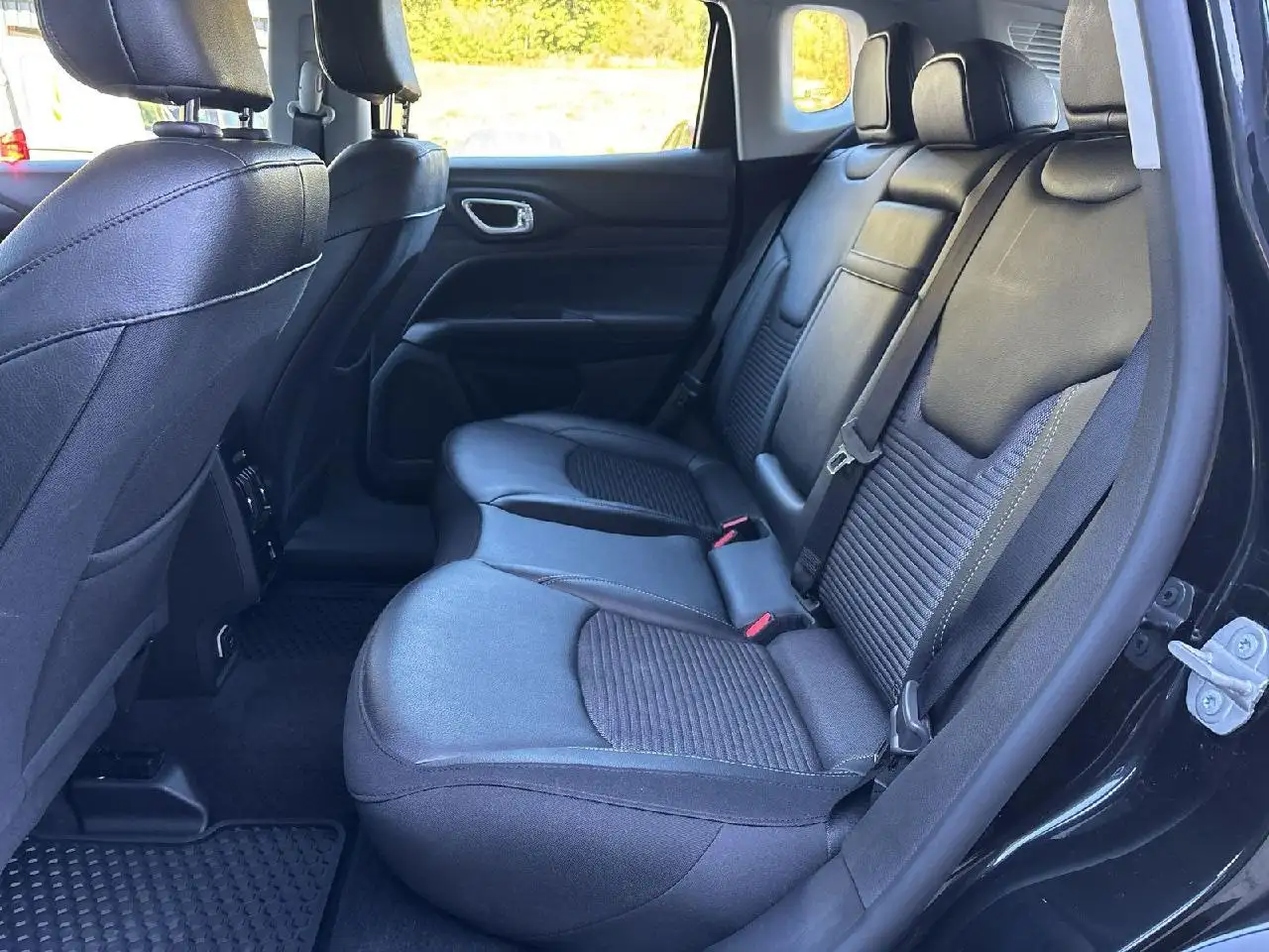 Jeep Compass Altitude Mild-Hyb FWD,KLIMA,ACC,SH,LH,CARPLAY,SPUR — معرض صور السيارة 11
