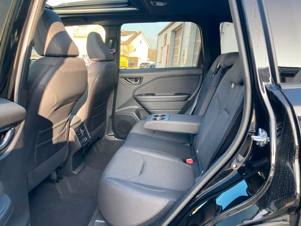 Subaru Forester 2.0 Exclusive — معرض صور السيارة 13