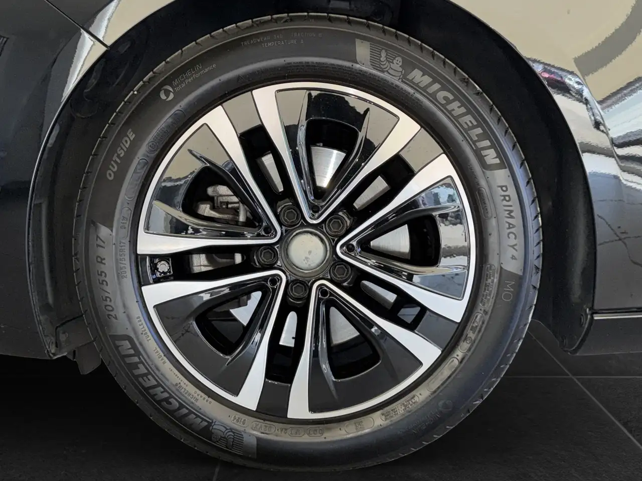 Mercedes-Benz B 200 Progressive *LED HP*Navi*Kamera*SHZ*PDC* — Galería del vehículo 23