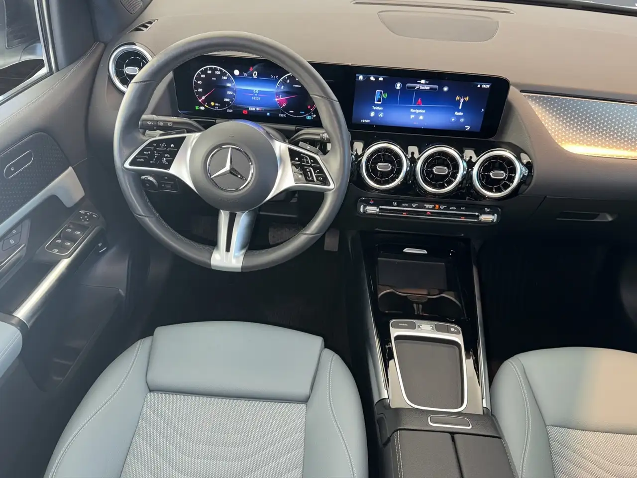 Mercedes-Benz B 200 Progressive *LED HP*Navi*Kamera*SHZ*PDC* — Galería del vehículo 18