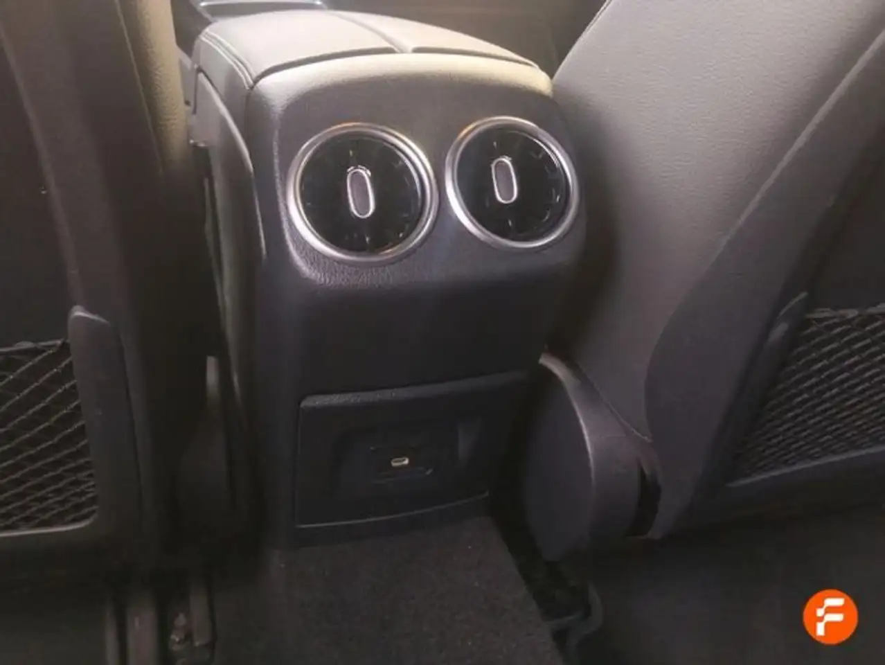 Mercedes-Benz A 200 d — معرض صور السيارة 24