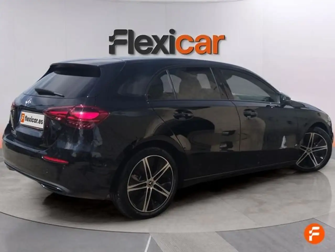 Mercedes-Benz A 200 d — معرض صور السيارة 5