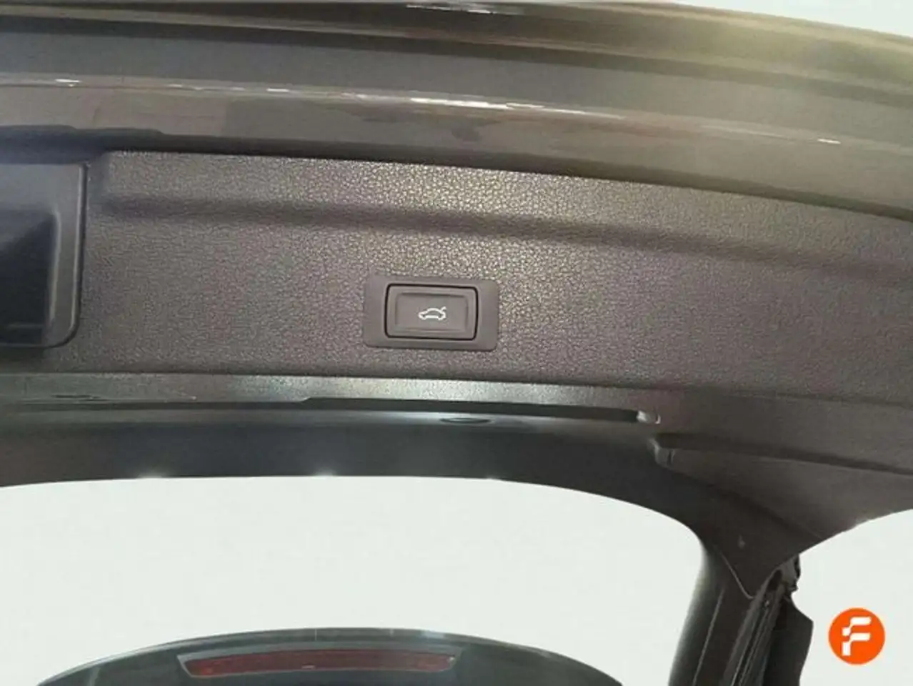 Audi Q3 35 TDI Advanced S tronic 110kW — Galería del vehículo 17