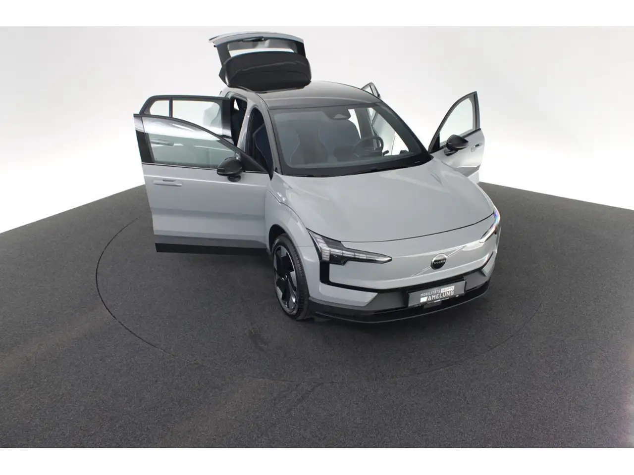 Volvo EX30 Plus 2WD Pure Electric aus 1.Hand ACC — Vehicle gallery 28