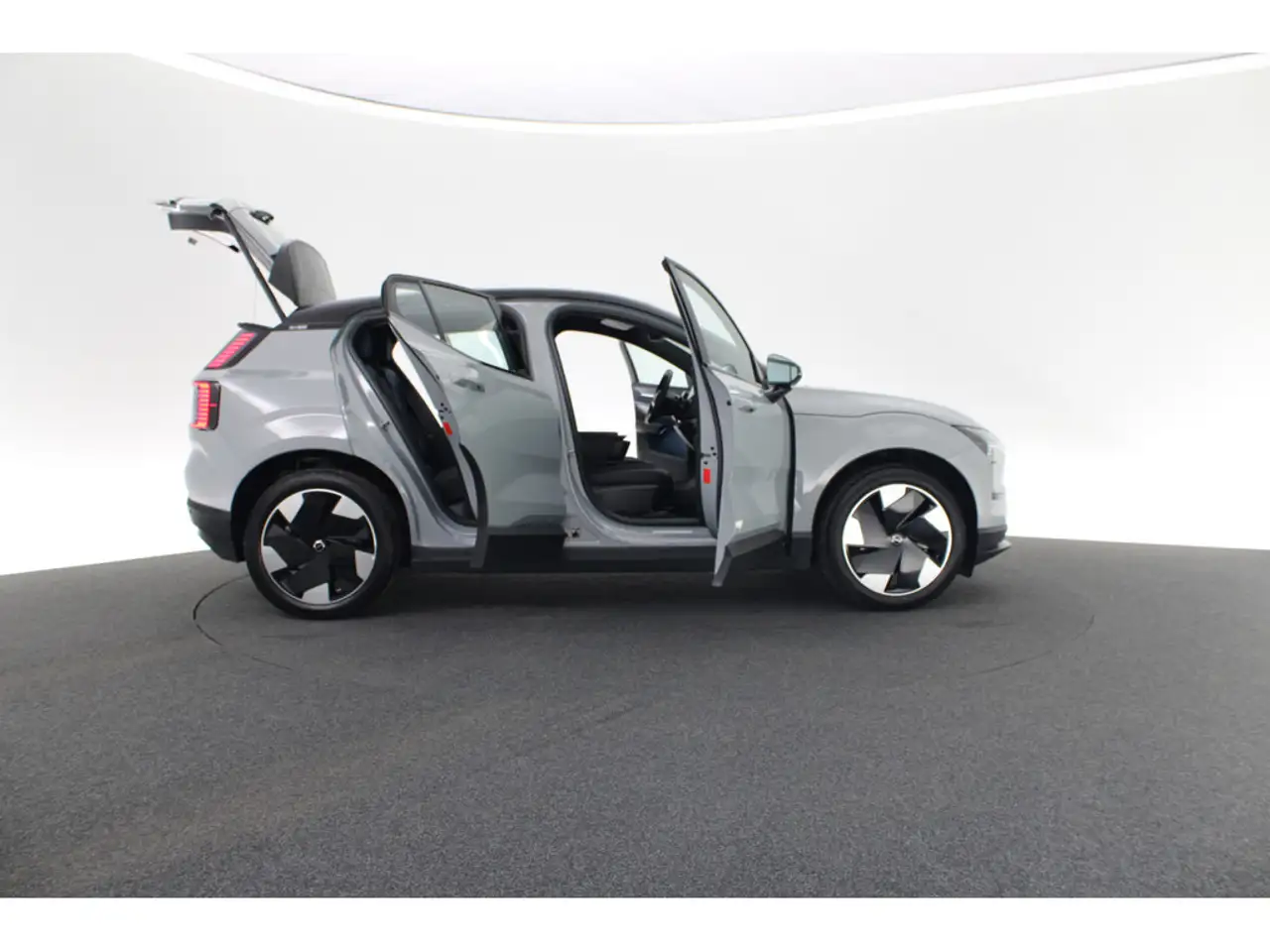 Volvo EX30 Plus 2WD Pure Electric aus 1.Hand ACC — Vehicle gallery 22
