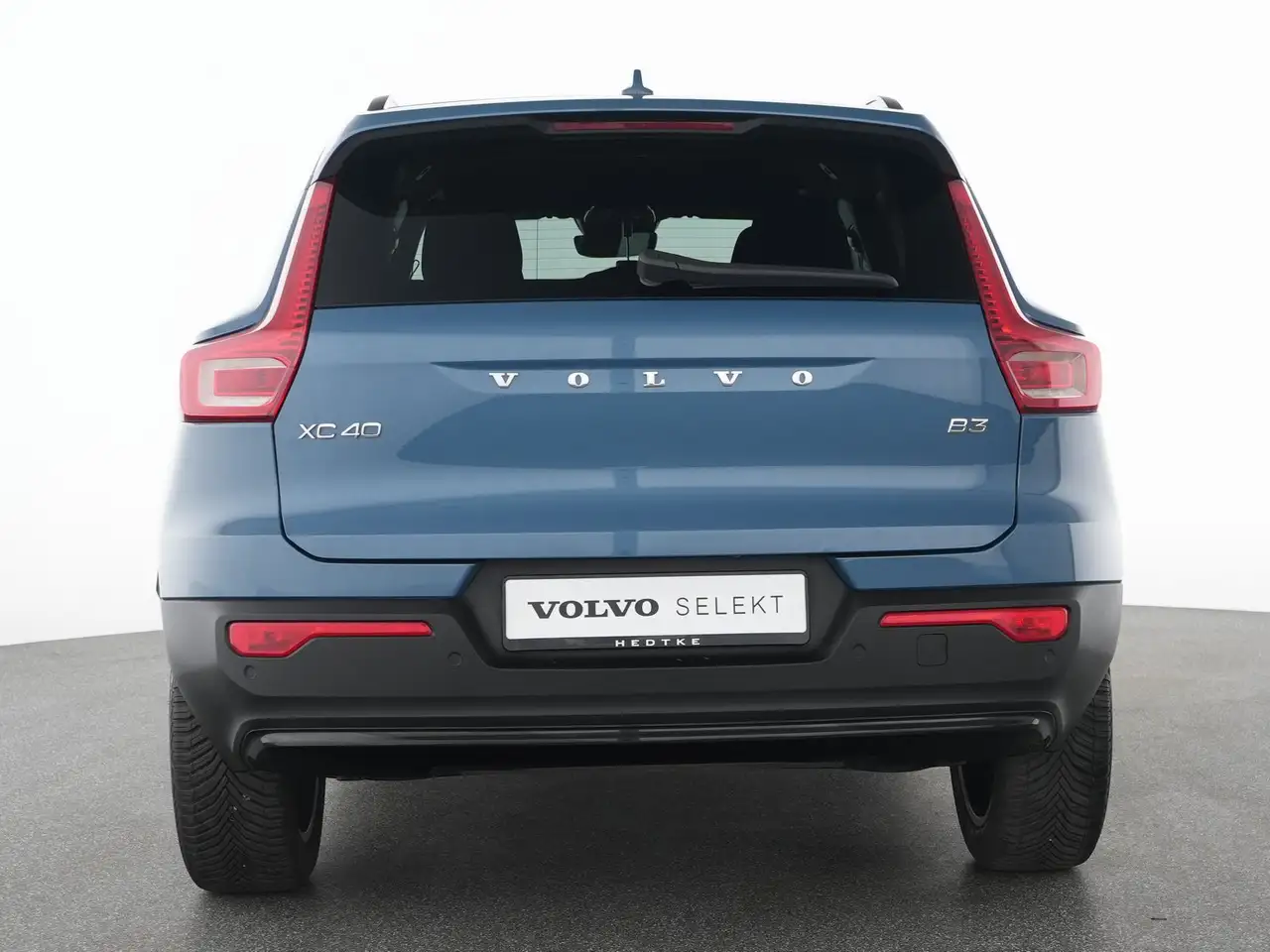 Volvo XC40 B3 Benzin Geartronic Plus Dark AHK*ACC*19" — Galería del vehículo 16