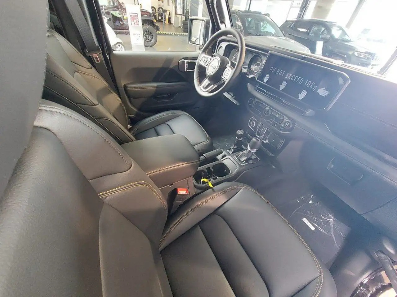 Jeep Wrangler Unlimited 2.0 272PS Sahara Navi Voll-LE — Galería del vehículo 11