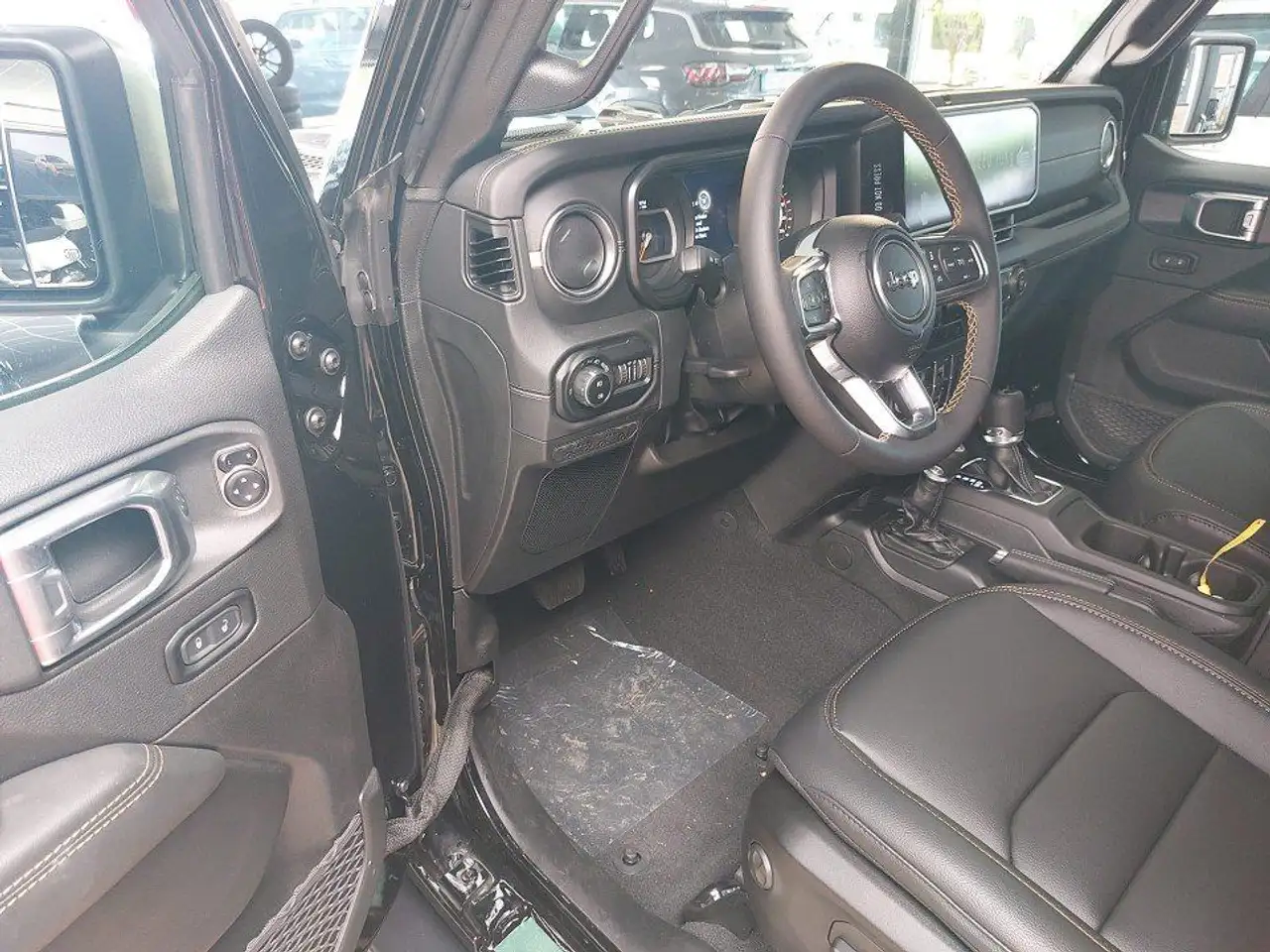 Jeep Wrangler Unlimited 2.0 272PS Sahara Navi Voll-LE — Galería del vehículo 12