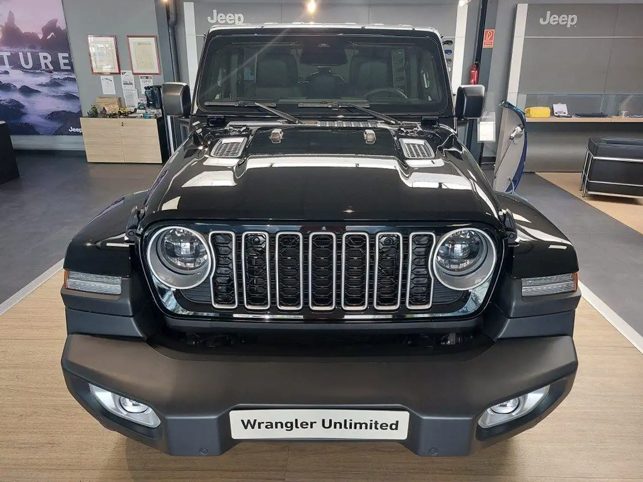 Jeep Wrangler Unlimited 2.0 272PS Sahara Navi Voll-LE — Solingen