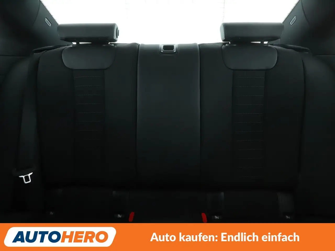 BMW 218 i Aut.*NAVI*PDC*TEMPO*SHZ* — Galería del vehículo 15