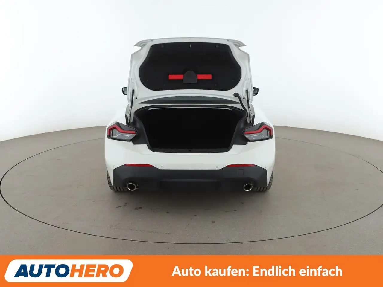 BMW 218 i Aut.*NAVI*PDC*TEMPO*SHZ* — Galería del vehículo 16