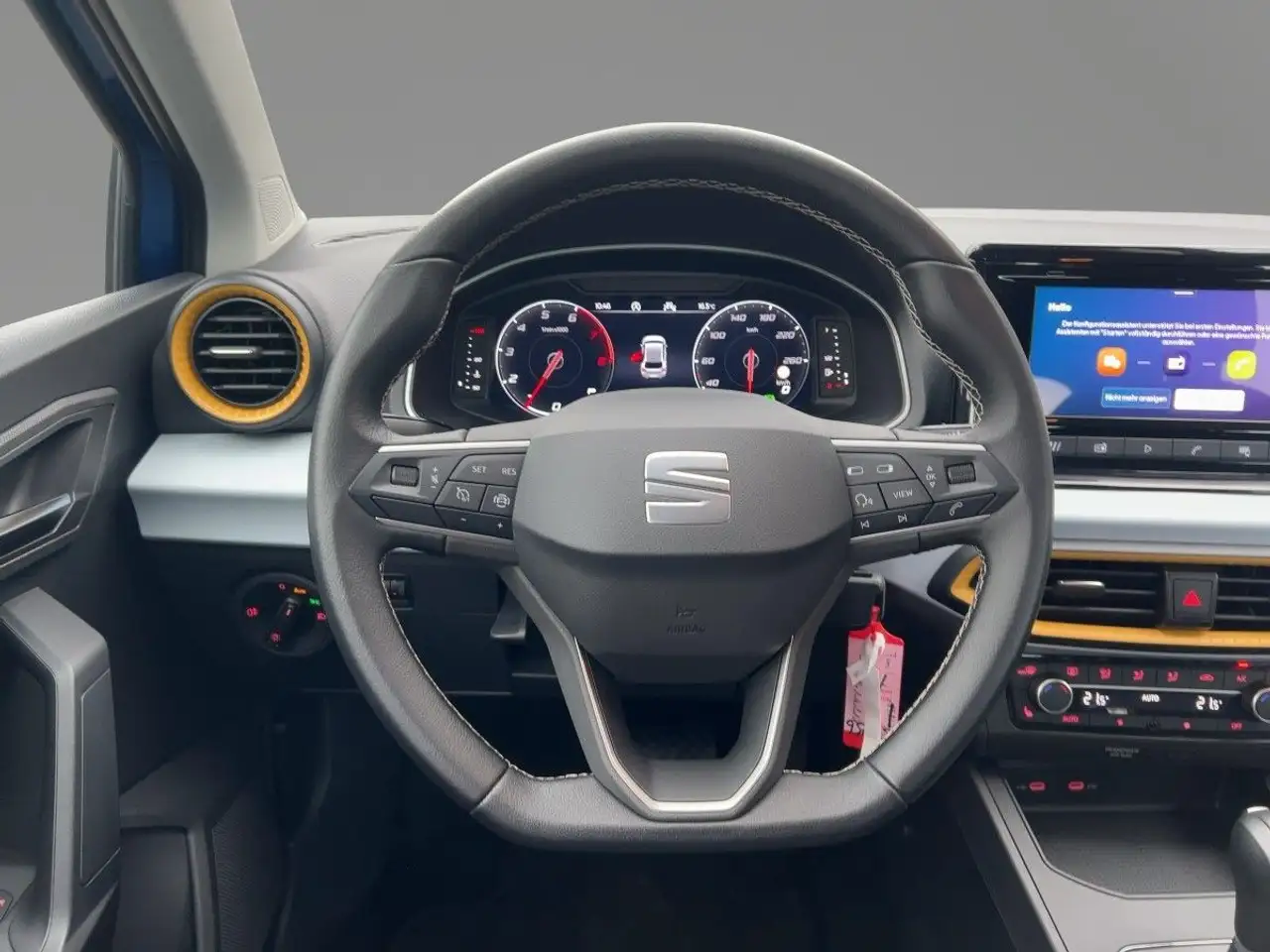 SEAT Ibiza 1.0 TSI Style Edition DSG Sitzhzg Klima LE — Galería del vehículo 10