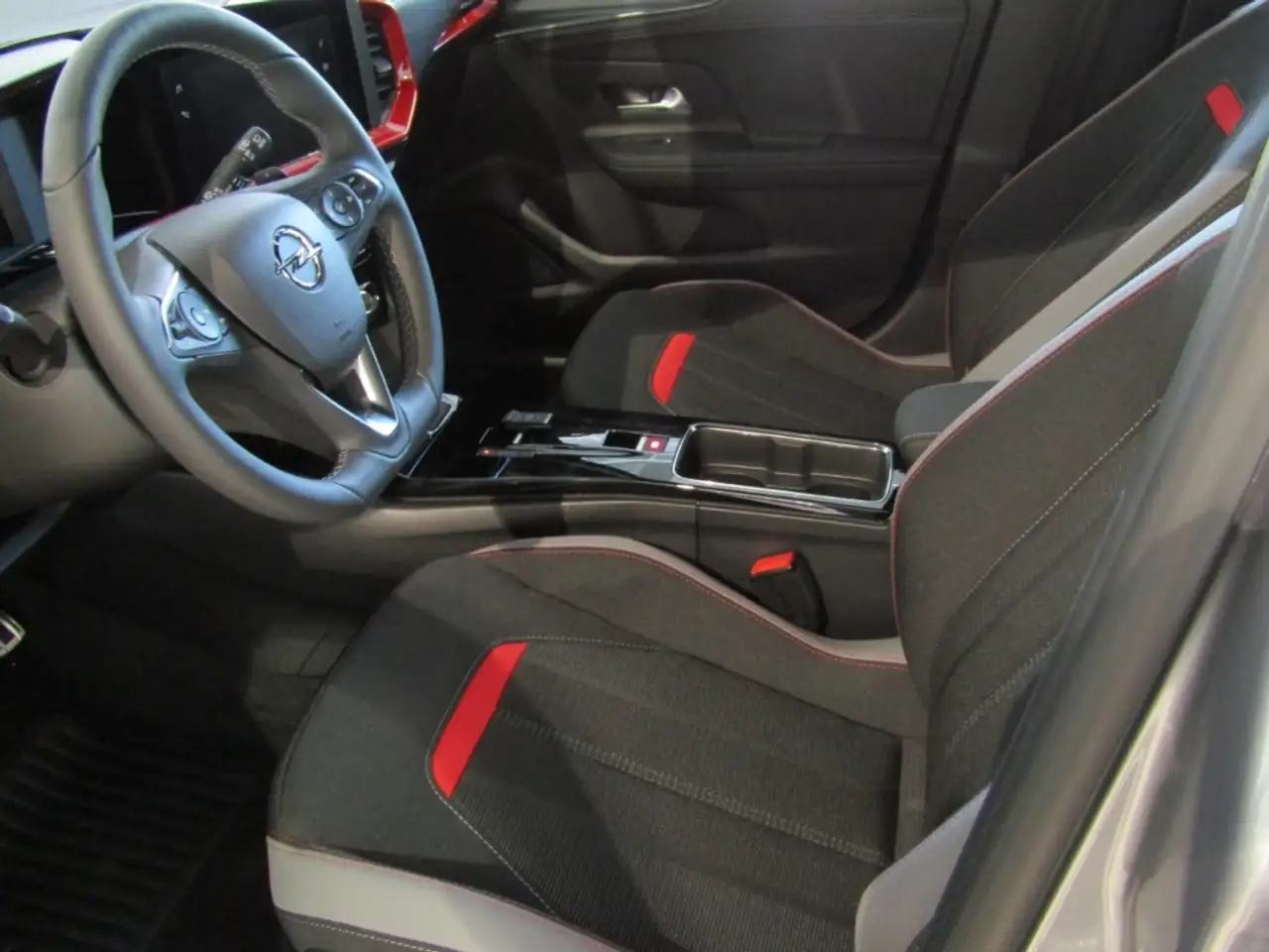Opel Mokka GS 1.2 Direct Injection Turbo 96 kW (130 PS) — Vehicle gallery 9