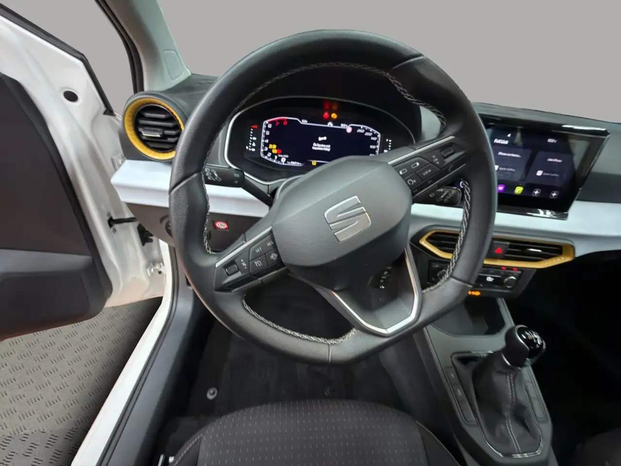 SEAT Ibiza Style 1.0 TSI Navi LED — معرض صور السيارة 12