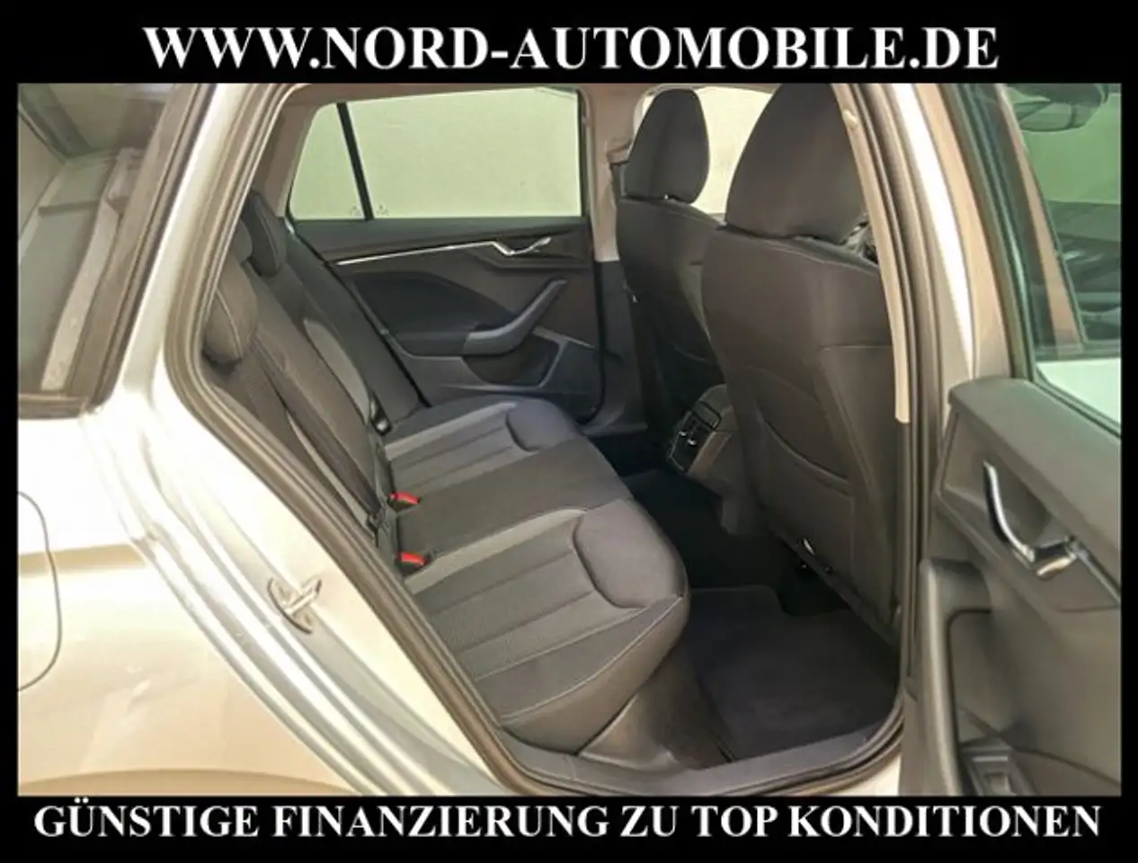 Skoda Kamiq Ambition Tour 1.0 TSI Navi/LED/Kamera/17 Tour — Galerie du véhicule 18
