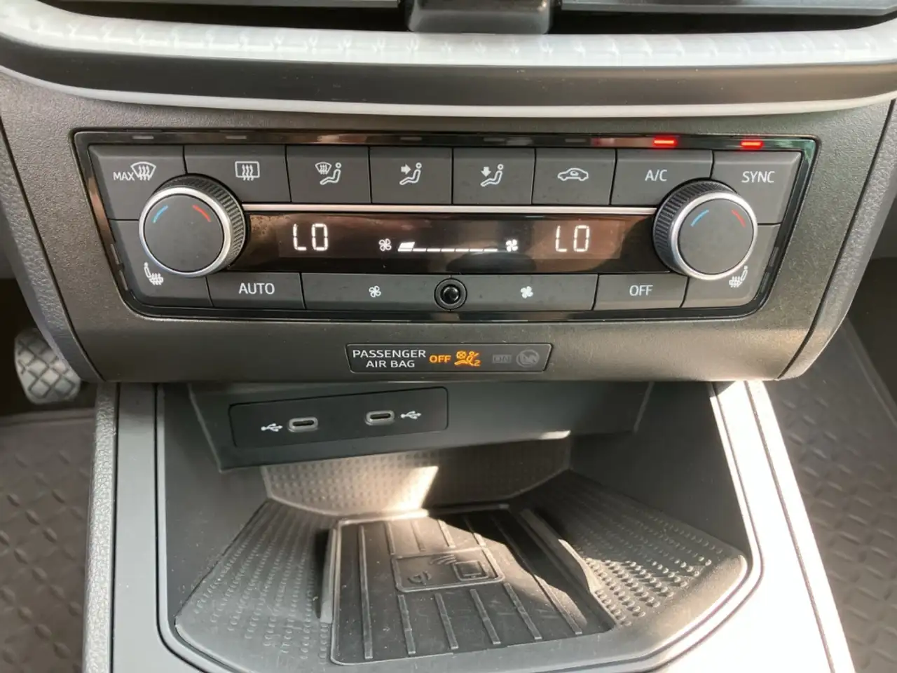 SEAT Ibiza 1.0 TSI STYLE EDITION Style Edition KAMERA+SHZ+DAB — معرض صور السيارة 18