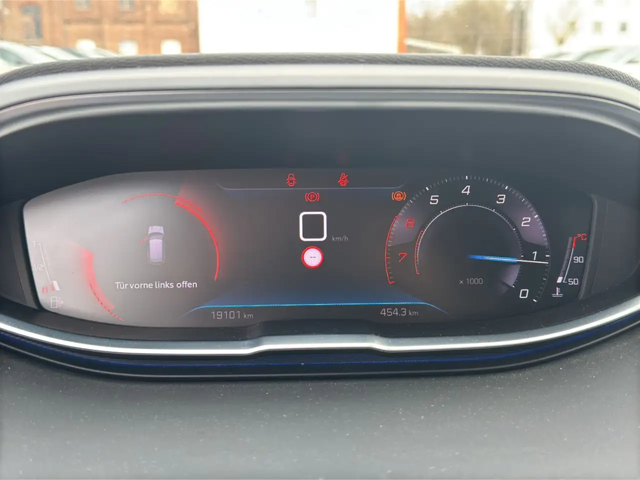 Peugeot 3008 Allure Pack PT130 Kamera PDC ACC Sitzheizun — معرض صور السيارة 13