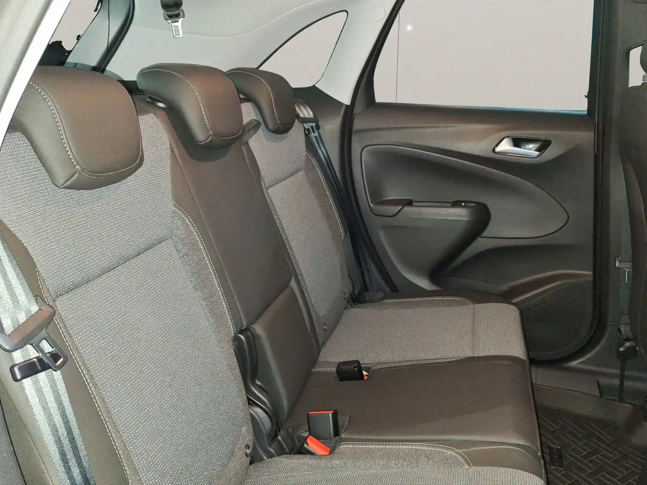 Opel Crossland 1.2 Turbo Elegance Paket LED+Navi+SHZ — معرض صور السيارة 17