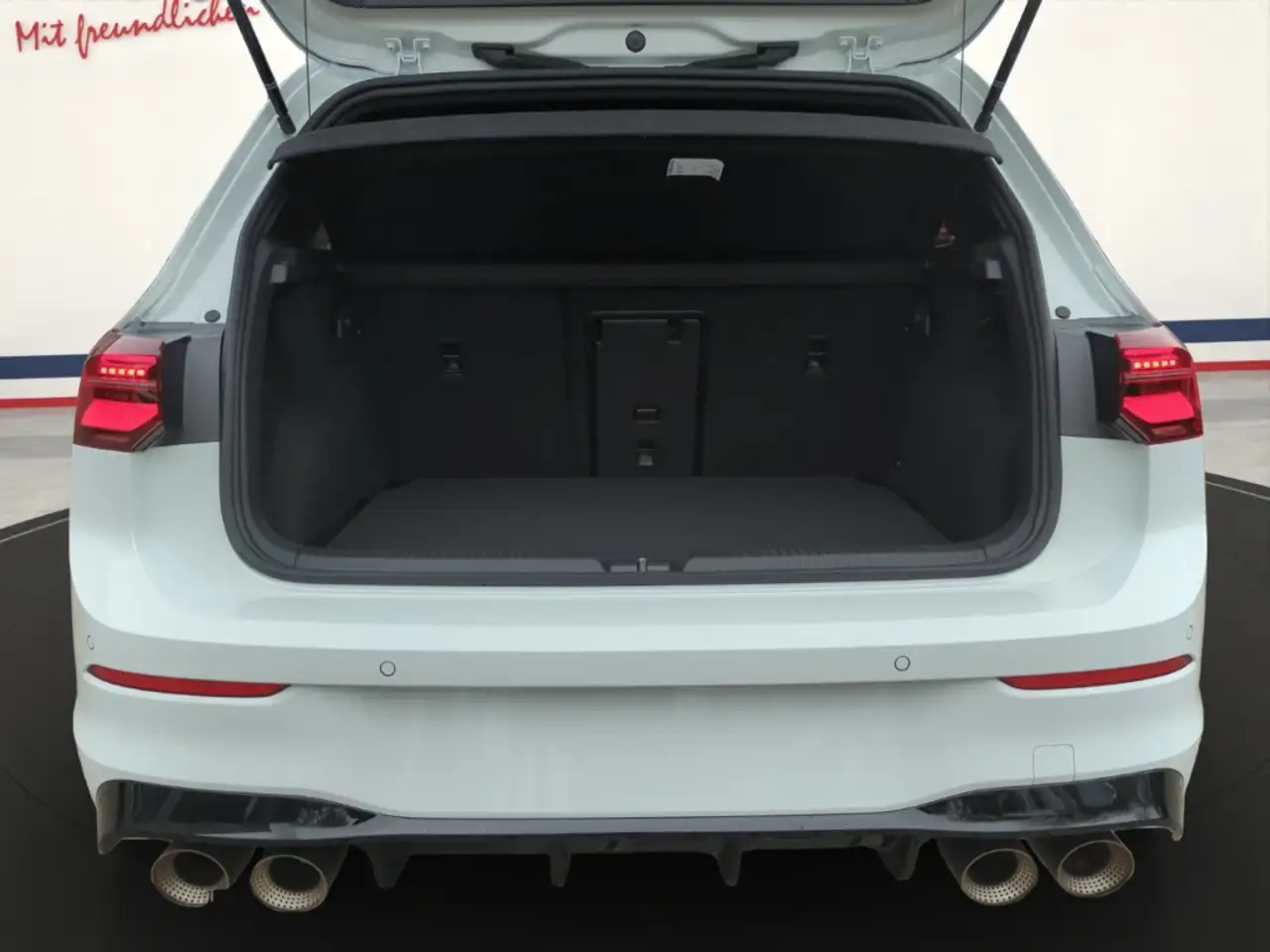 Volkswagen Golf R Performance 2.0 TSI DSG NAV,MFK,DCC,MATRIX-LED — معرض صور السيارة 17