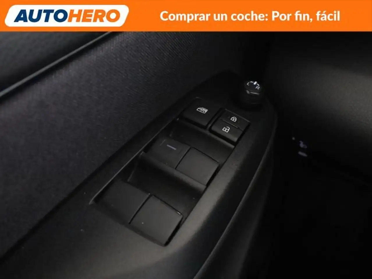 Toyota Yaris 1.5 Hybrid GR Sport — معرض صور السيارة 32