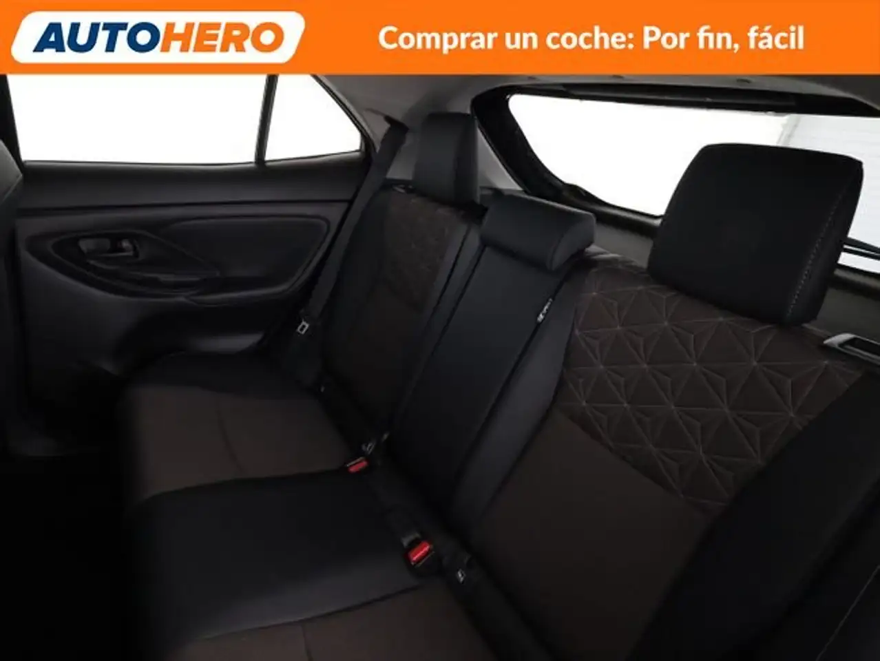 Toyota Yaris Cross 1.5 Hybrid Style — Vehicle gallery 15