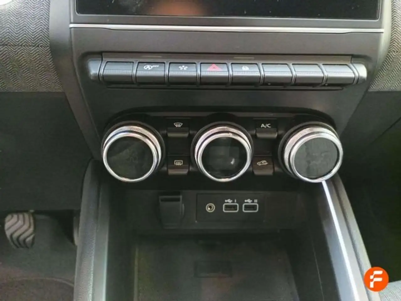 Renault Clio TCe Techno 67kW — Galerie du véhicule 12