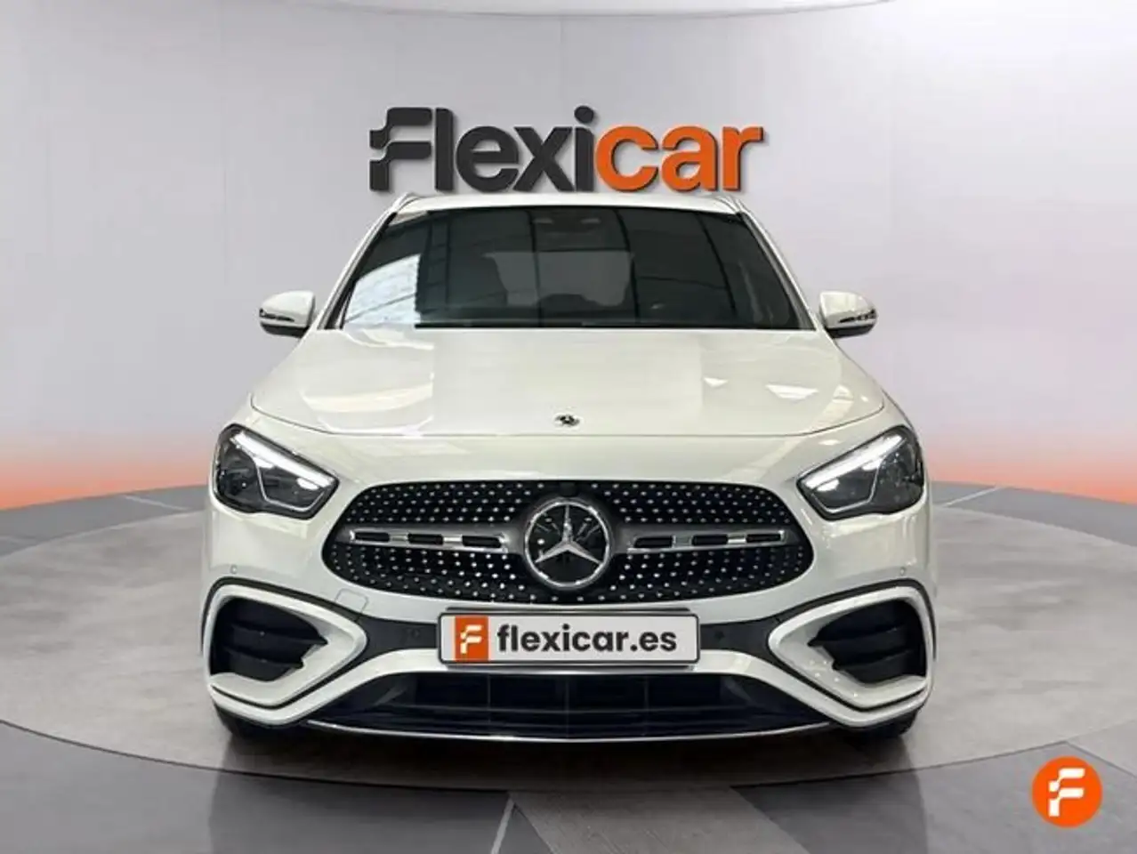 Mercedes-Benz GLA 220 220d 4Matic 8G-DCT — Vehicle gallery 2