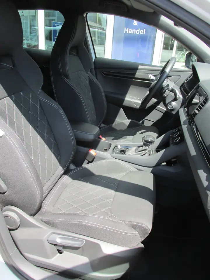 Skoda Karoq Sportline 1.5 TSI DSG*LED*AHZV*RF-Kam*SHZG*PDC*... — Galerie du véhicule 10