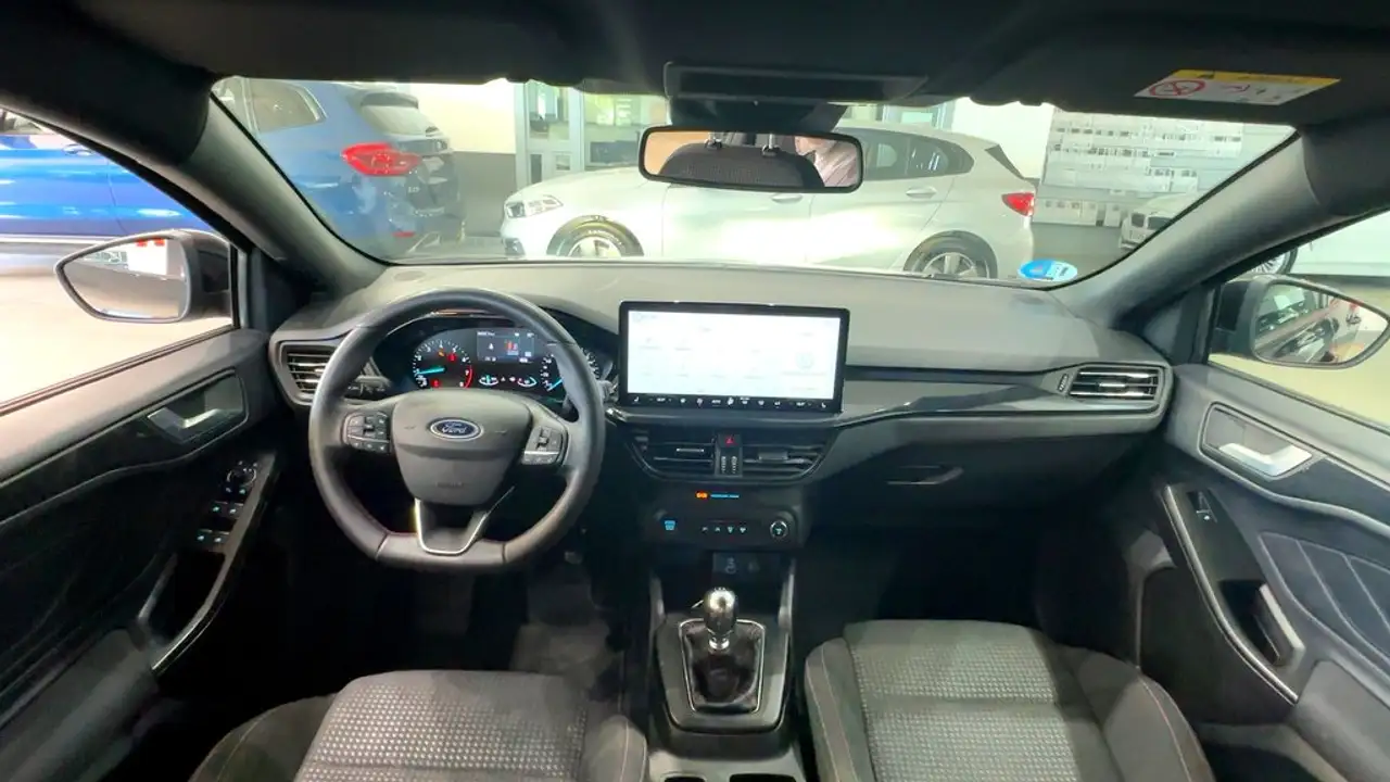 Ford Focus STLine 1.0T EcoBoost mHEV 92kW 125CV — Galería del vehículo 15