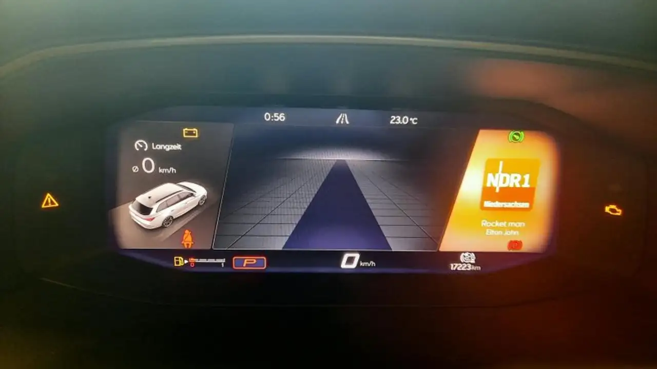 CUPRA Leon ST 1.5eTSI DSG ACC/LED/Kamera/Keyless — Galería del vehículo 21