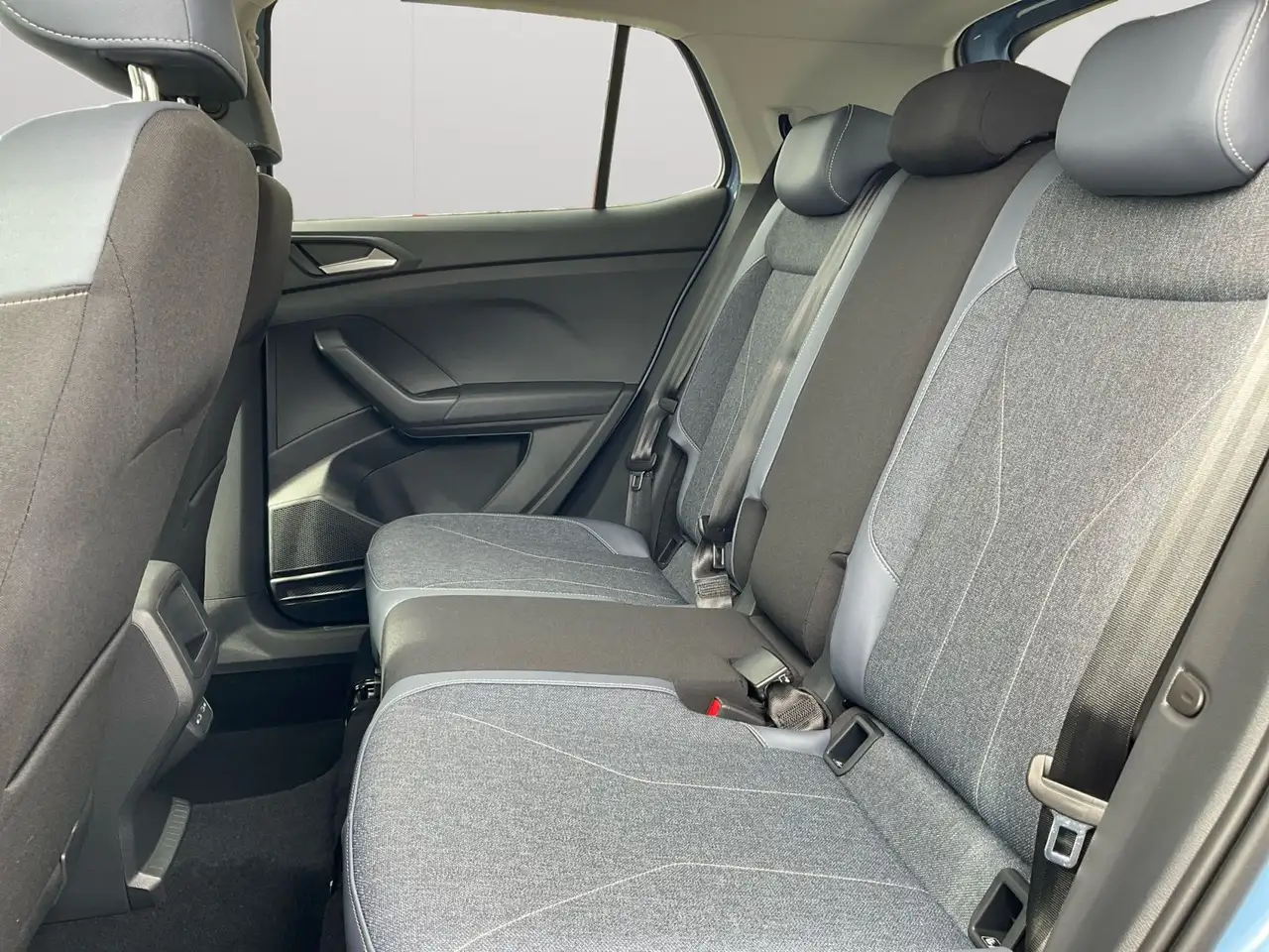 Volkswagen T-Cross 1.0 TSI Style MATRIX/REARCAM — Galerie du véhicule 13