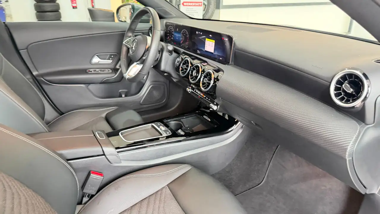 Mercedes-Benz CLA 180 7G-DCT EDITION KAMERA*1.HAND — معرض صور السيارة 17