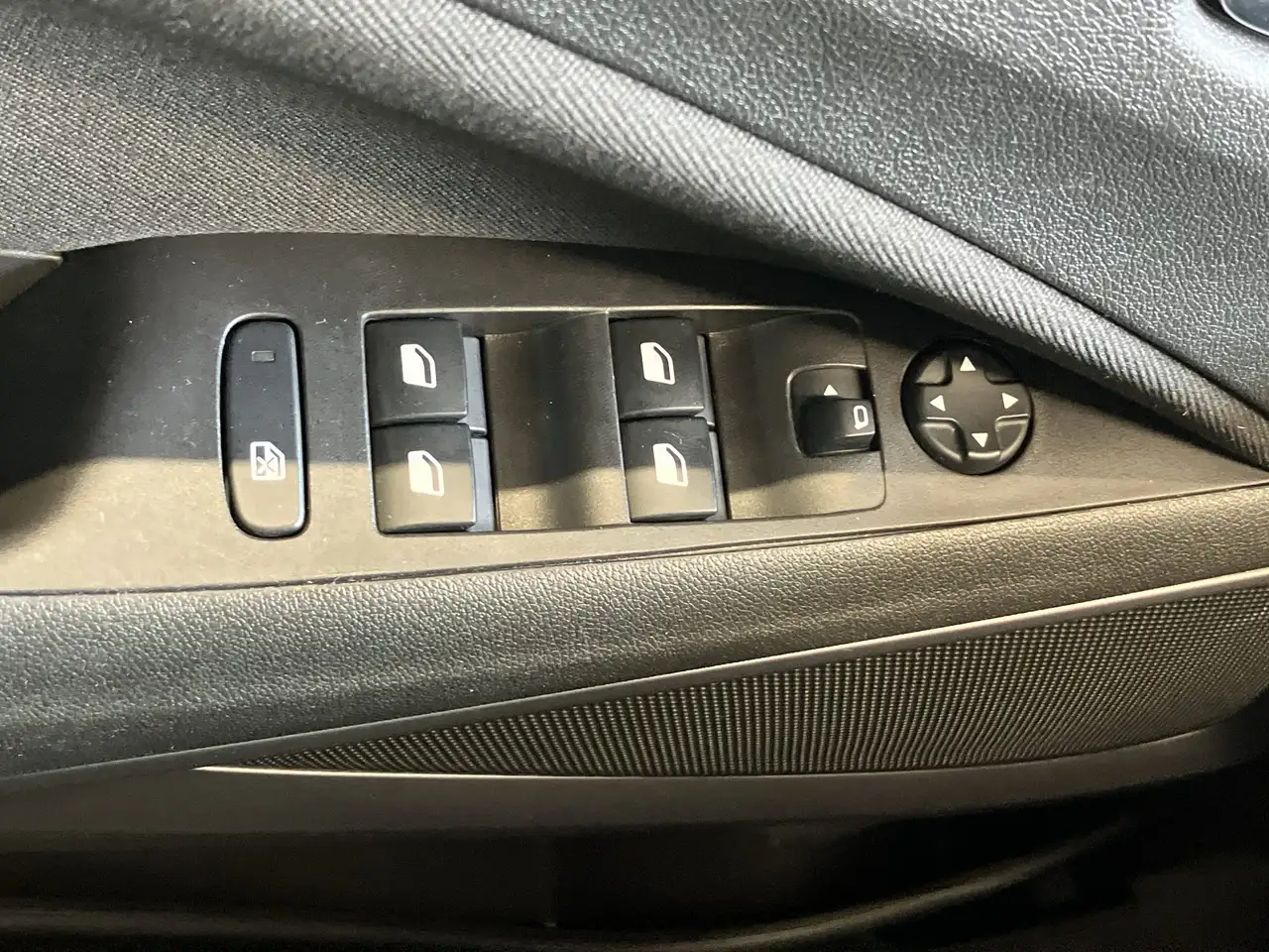 Opel Crossland 1.2 Turbo Enjoy LED+SHZ+Kamera+ — معرض صور السيارة 14