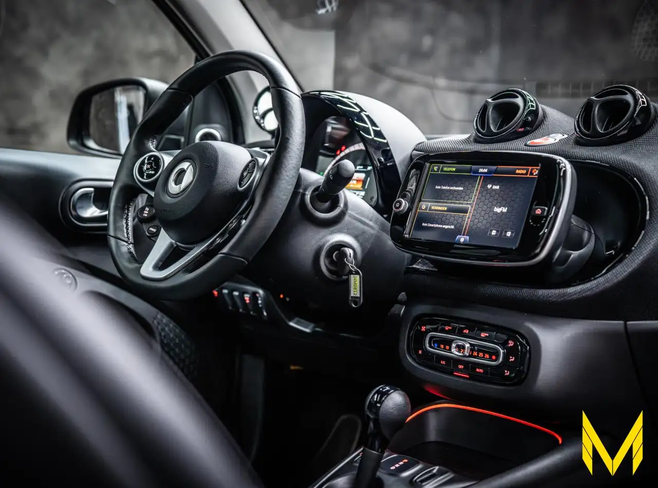 smart forTwo EQ cp. prime EXCLUSIVE:MUST BE REDnBLACK! — معرض صور السيارة 8