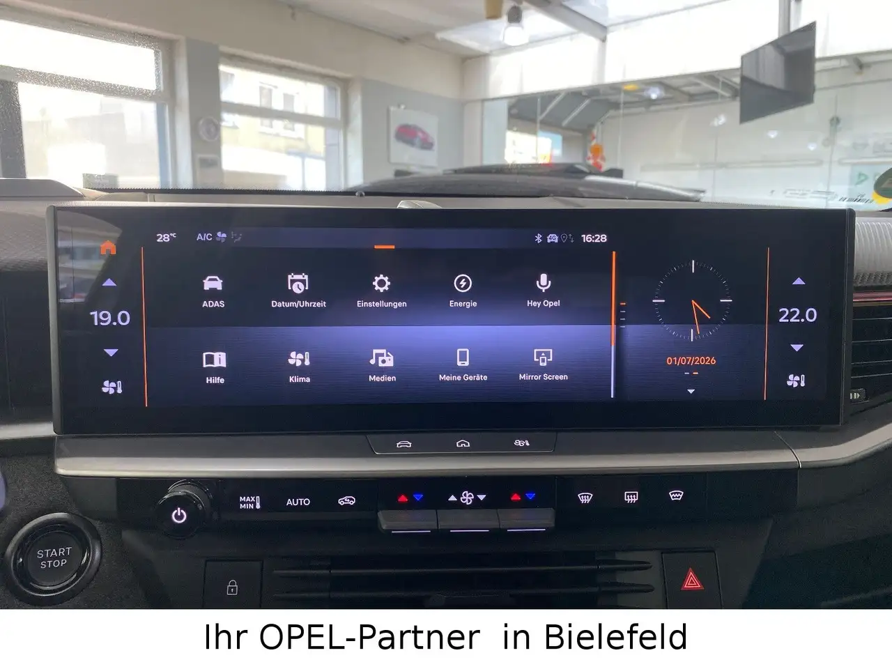 Opel Grandland X Grandland PHEV PANO/NAVI/20"/SHZ/LHZ/RFK/LED — معرض صور السيارة 26