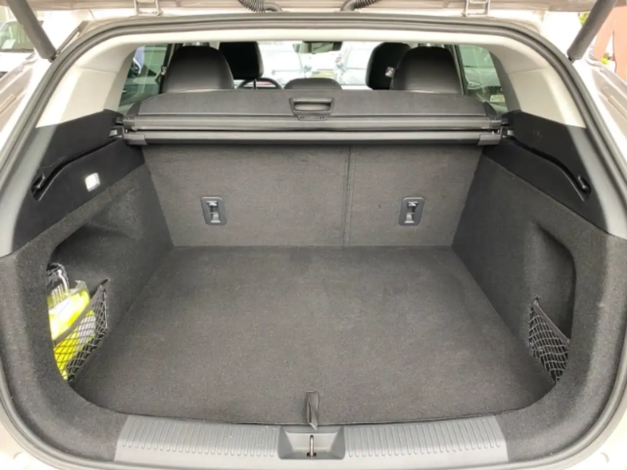 MG HS Luxury Navi+Sitzheizung+Rückfahrkamera+Apple CarPl — Galería del vehículo 12