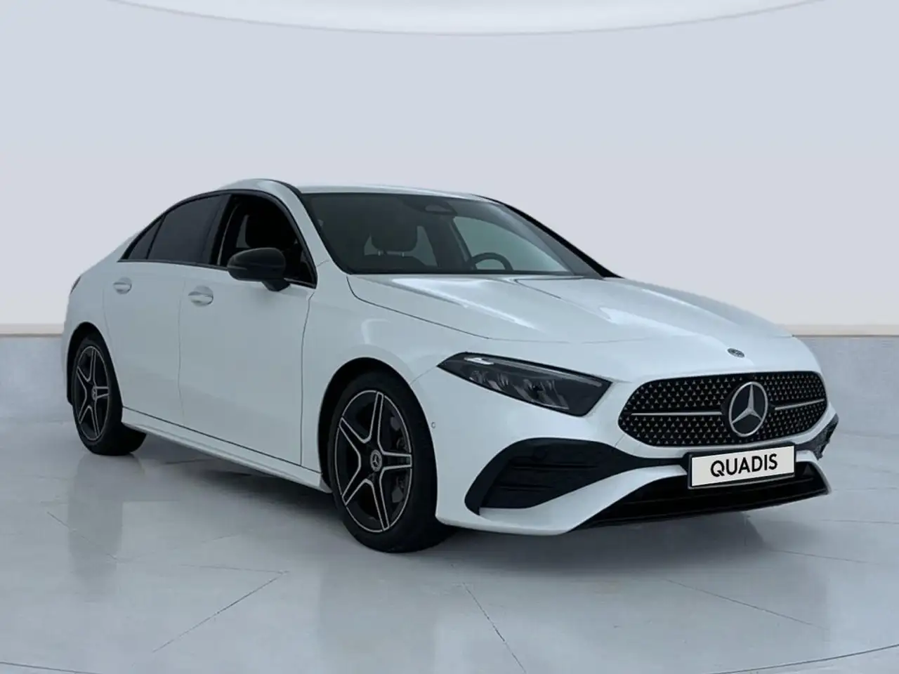 Mercedes-Benz A 200 200d Sedán Progressive Line Advanced 8G-DCT — معرض صور السيارة 3