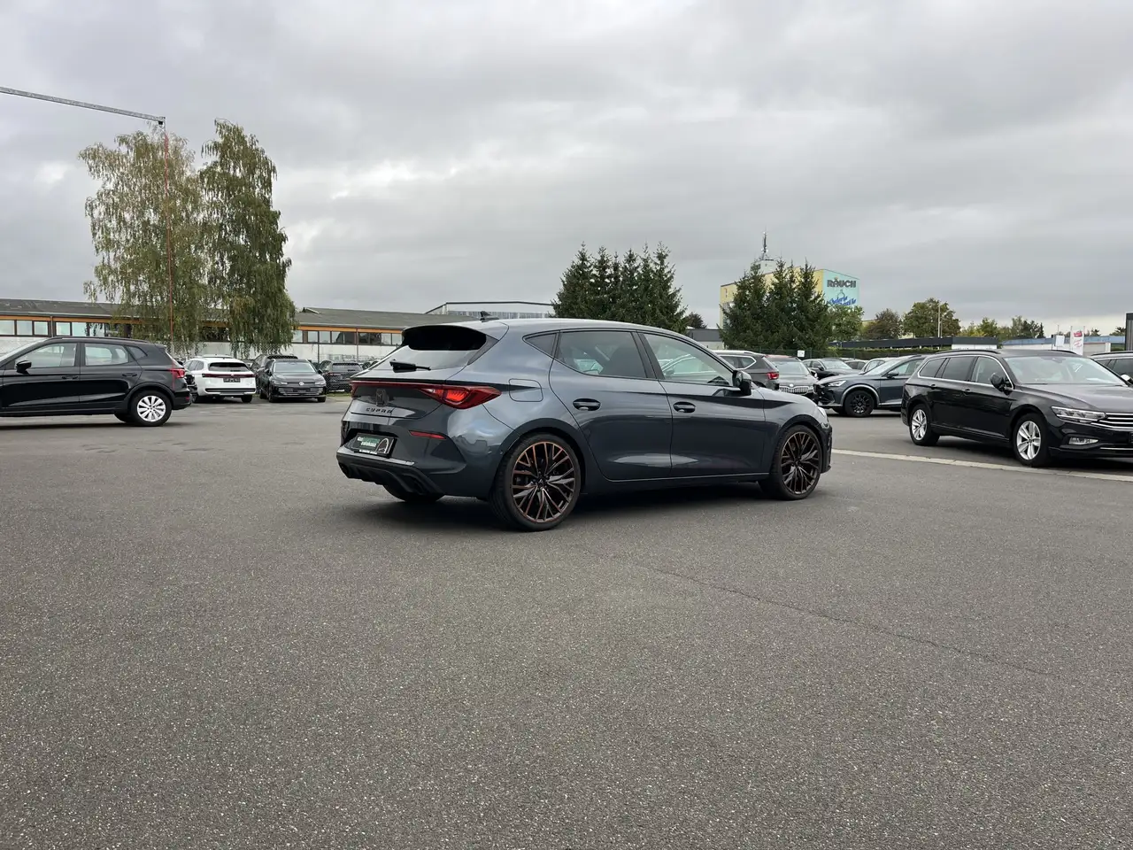 CUPRA Leon 2.0 TSI DSG VZ 163€ m.20% Anz. Navi ACC LED RFK — Galerie du véhicule 7