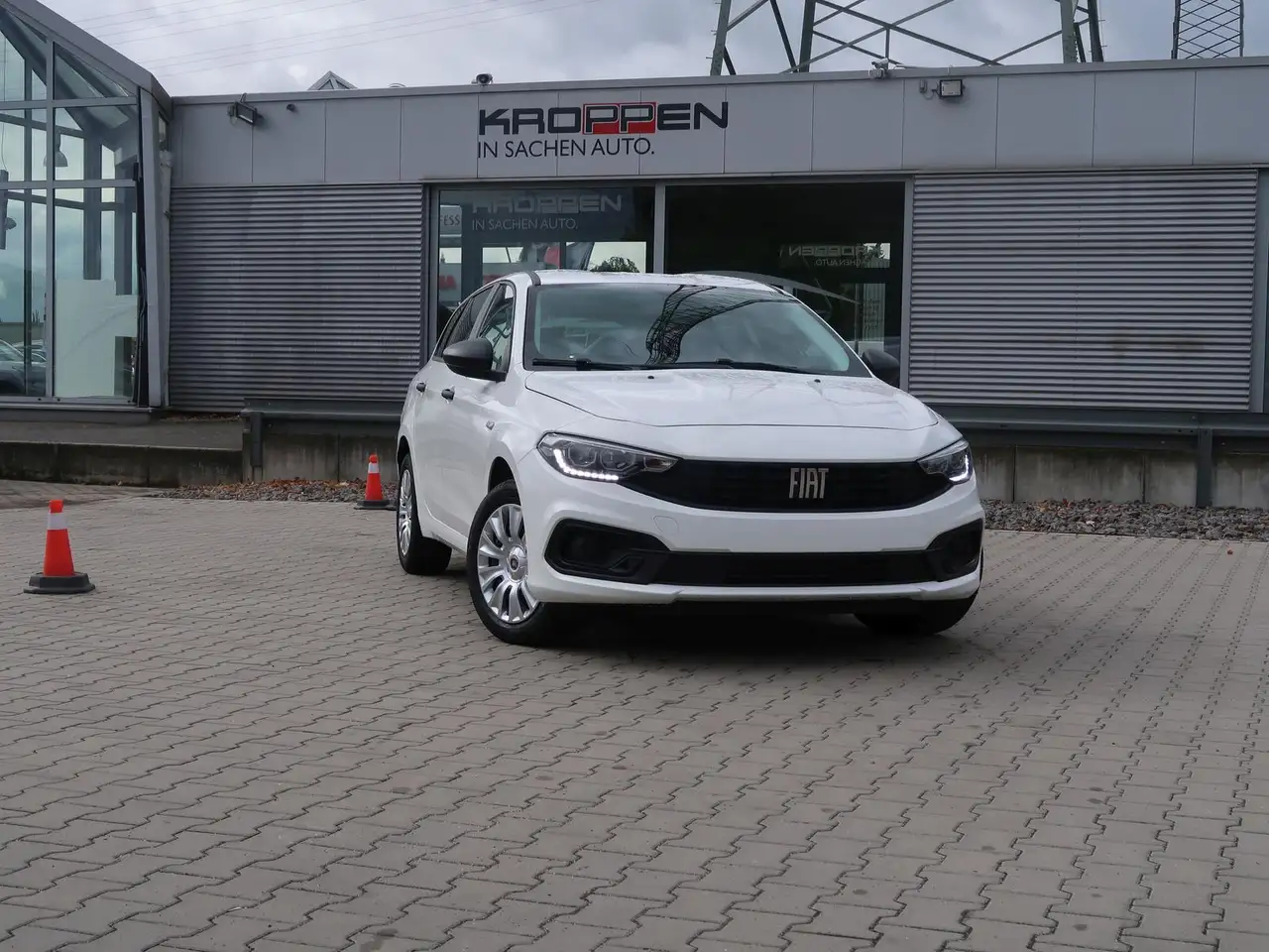 Fiat Tipo Kombi 1.5 GSE Hybrid Automatik Klima M+S — معرض صور السيارة 2