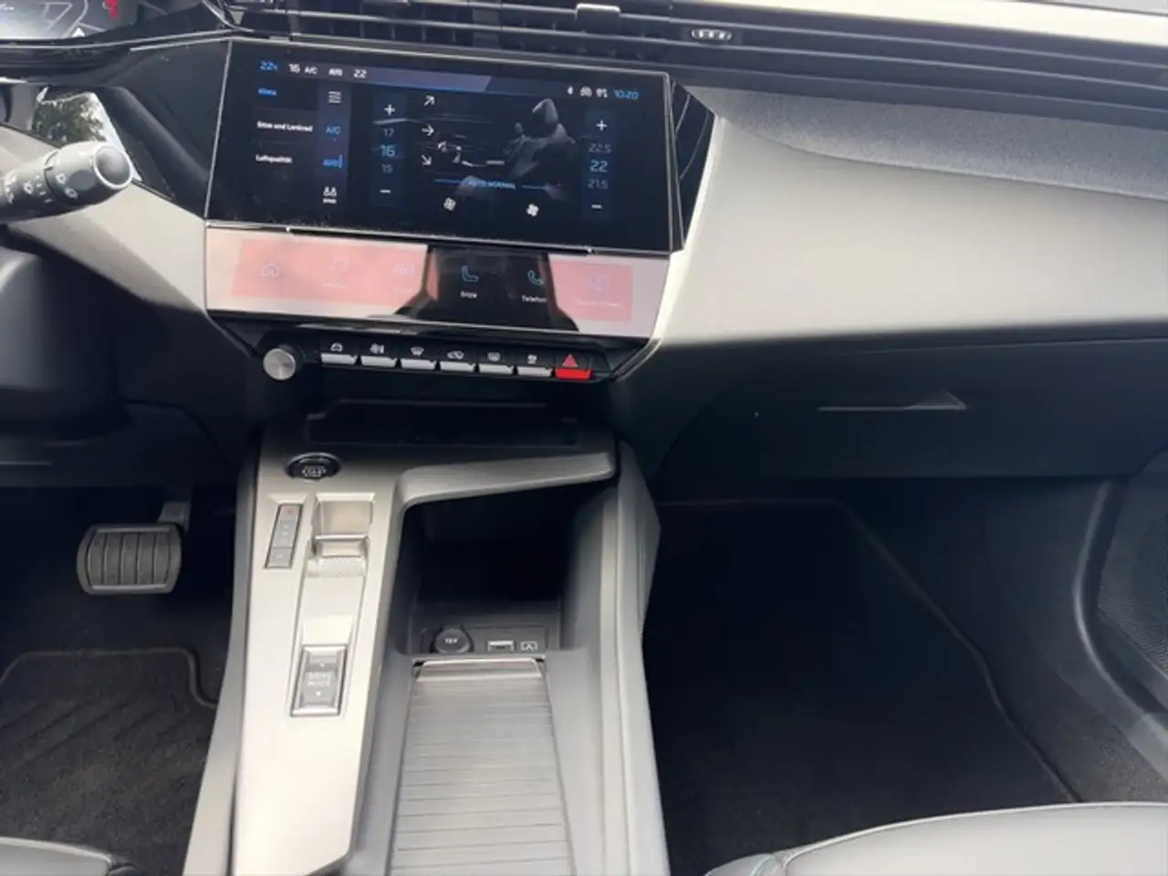 Peugeot 308 SW Allure KAMERA PDC SHZ ALLWETTER — معرض صور السيارة 11