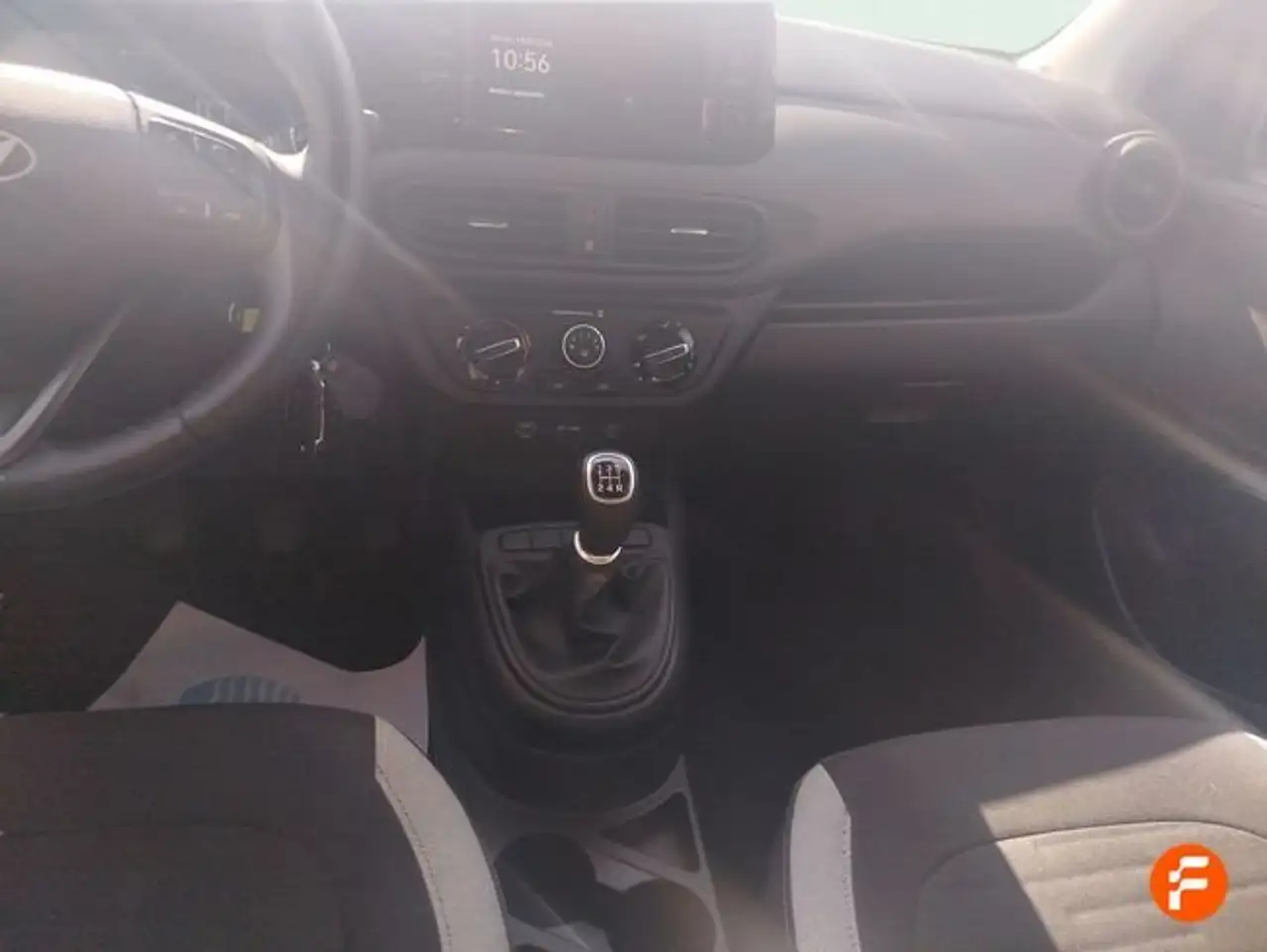 Hyundai i10 1.0 Klass — Galerie du véhicule 12