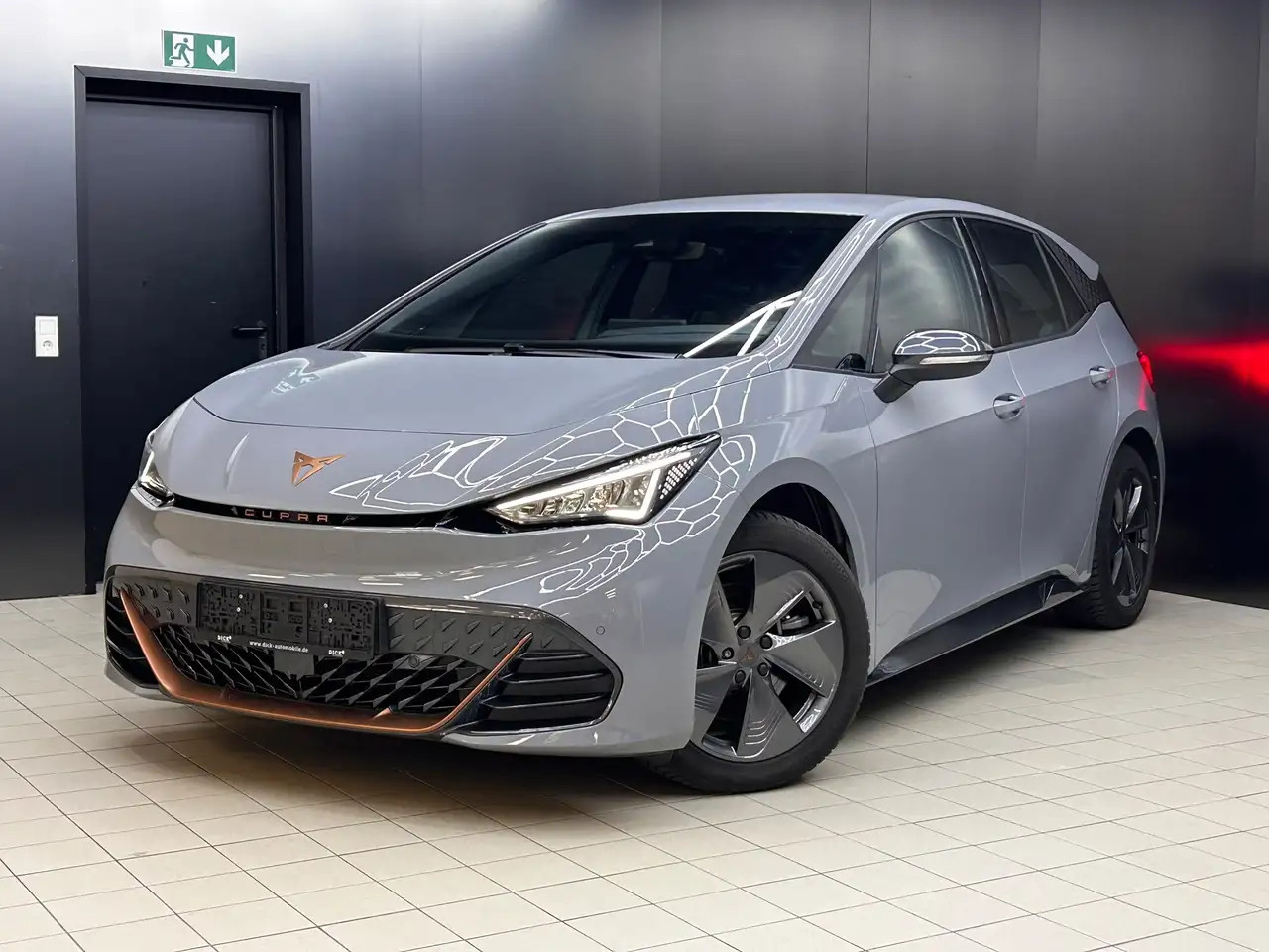 CUPRA Born 58 KWH >LED+TEMP+MFL+PDC+CARPLAY+LM — Vehicle gallery 4