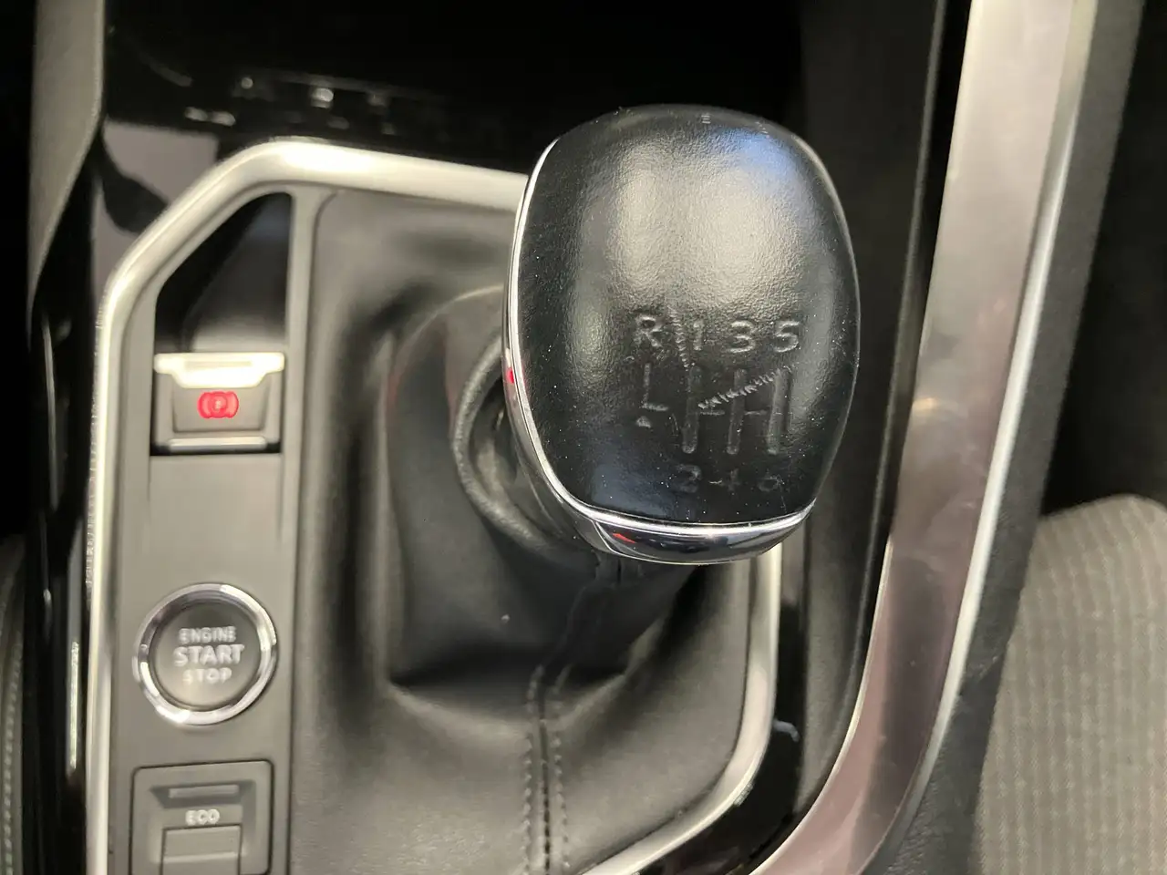 Peugeot 3008 1.2 PureTech 130 Allure Pack ACC+LED+Navi — Galerie du véhicule 13