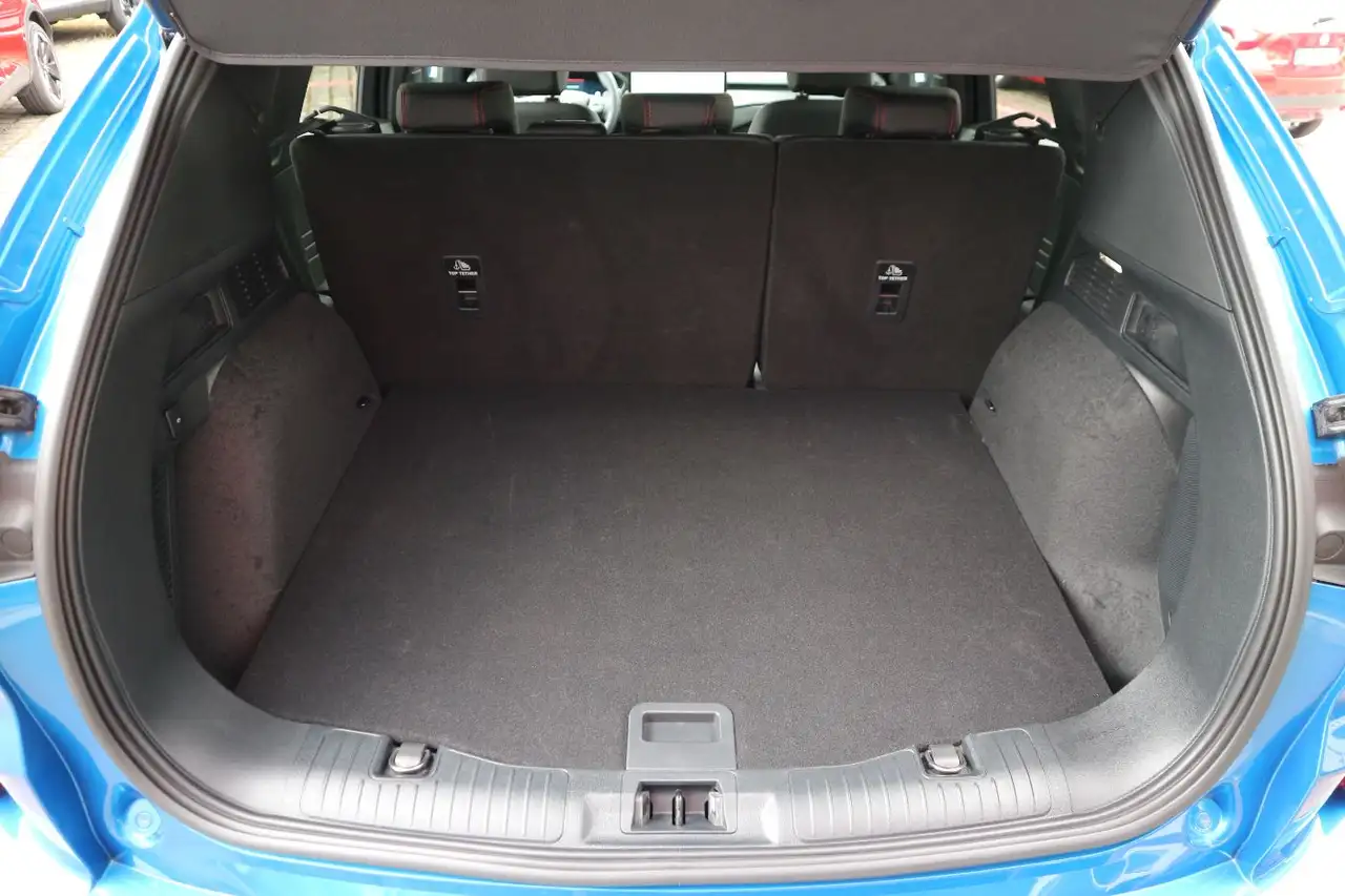 Ford Kuga 1.5 Aut. ST-Line X Matrix B&O 360° HuD — Vehicle gallery 9
