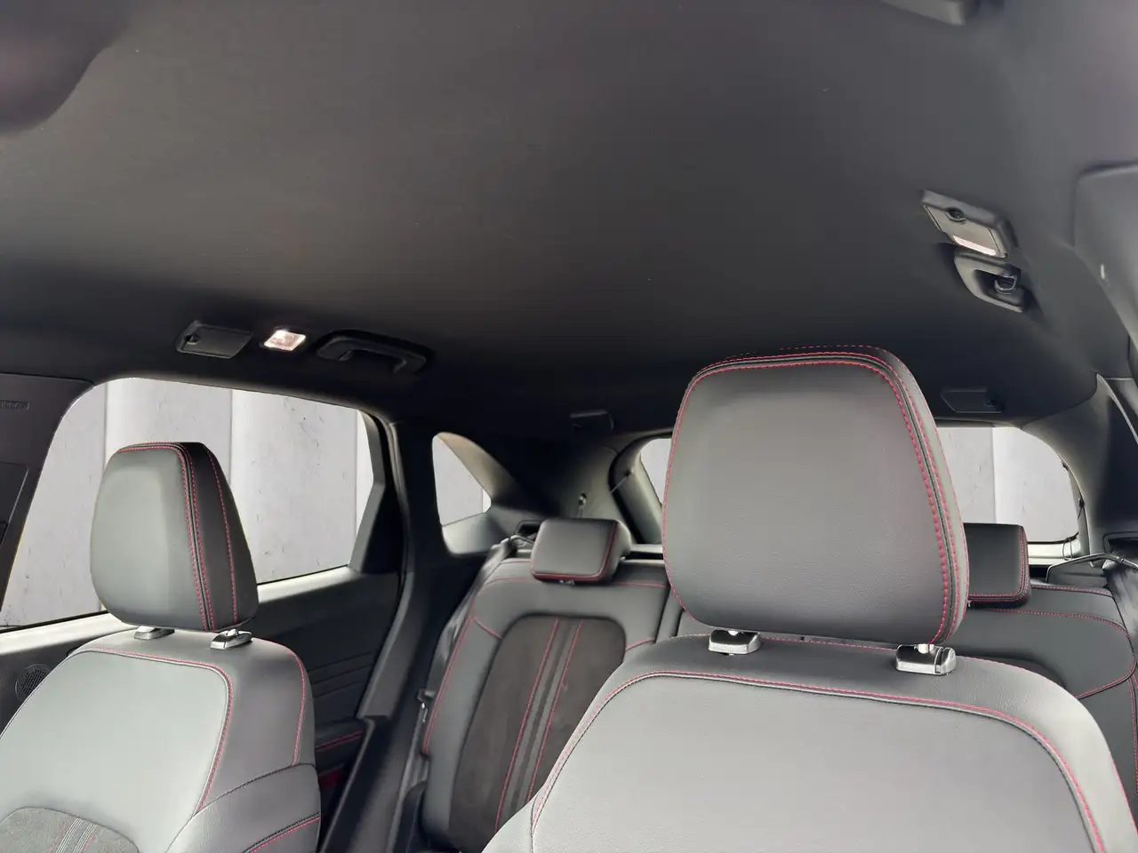 Ford Kuga ST-Line X Aut.*360GRAD*LED-MATRIX*NAVI*GRA*WINTER- — Vehicle gallery 16